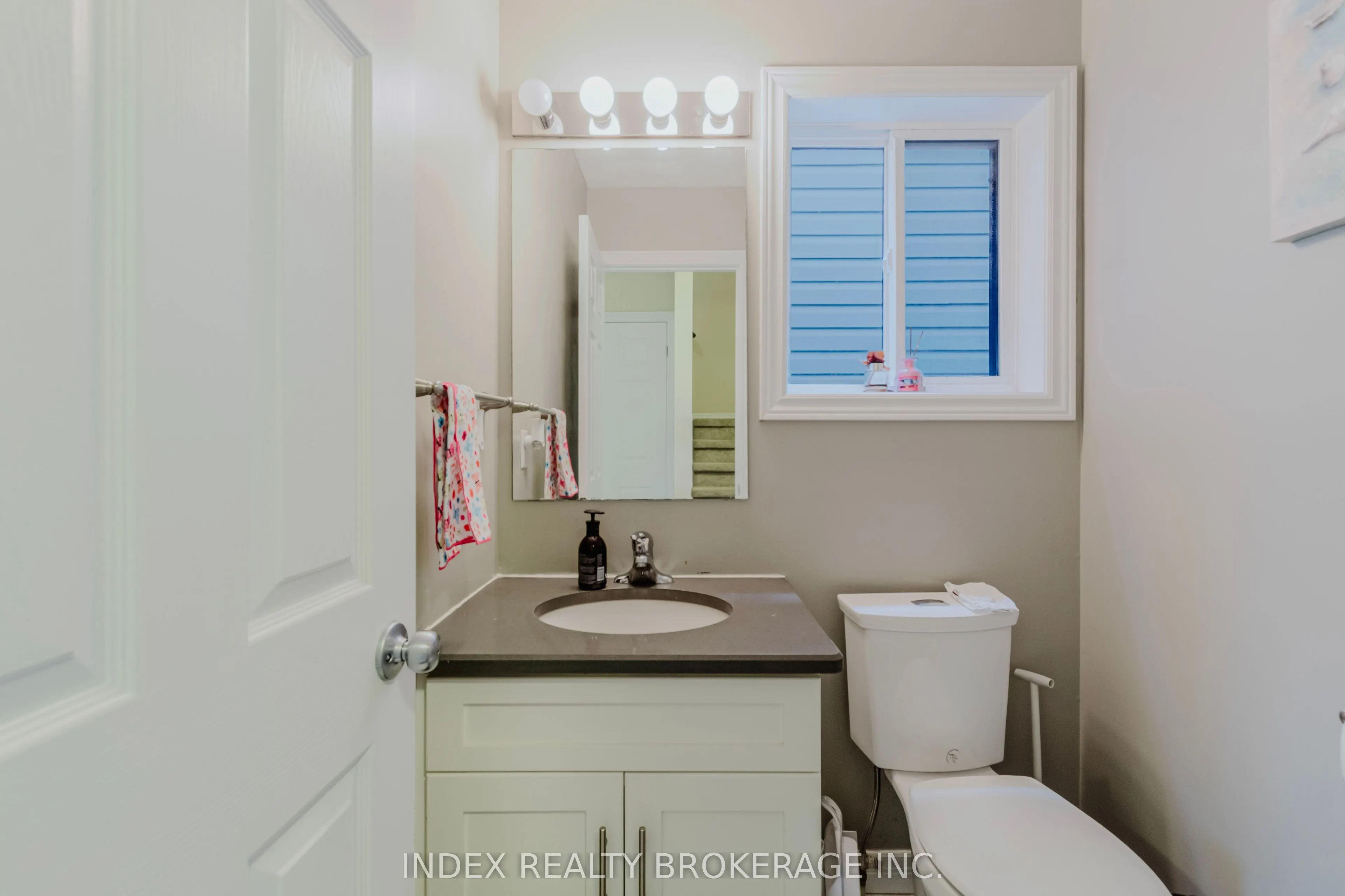 207 Eden Oak Trail