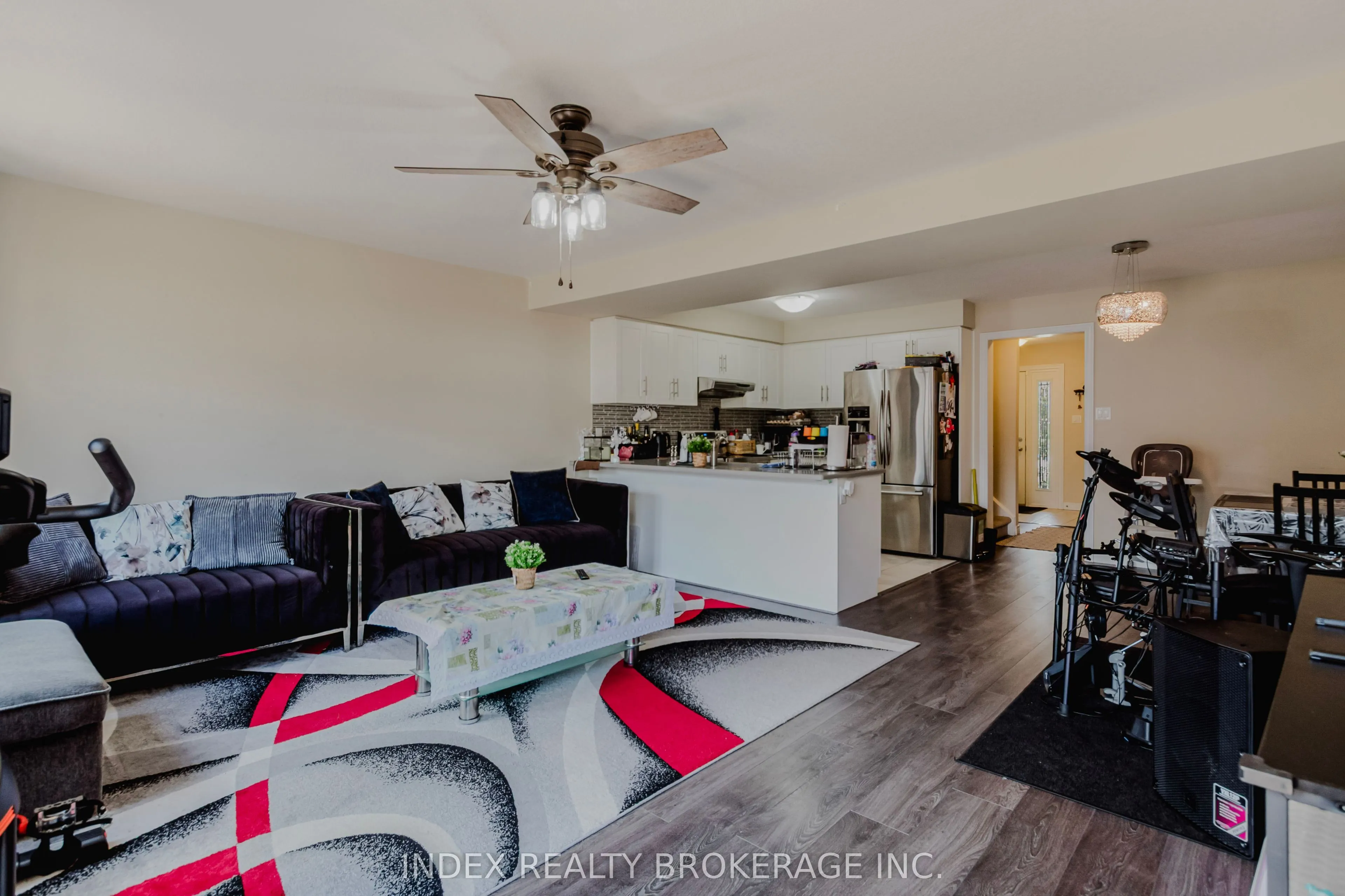 207 Eden Oak Trail