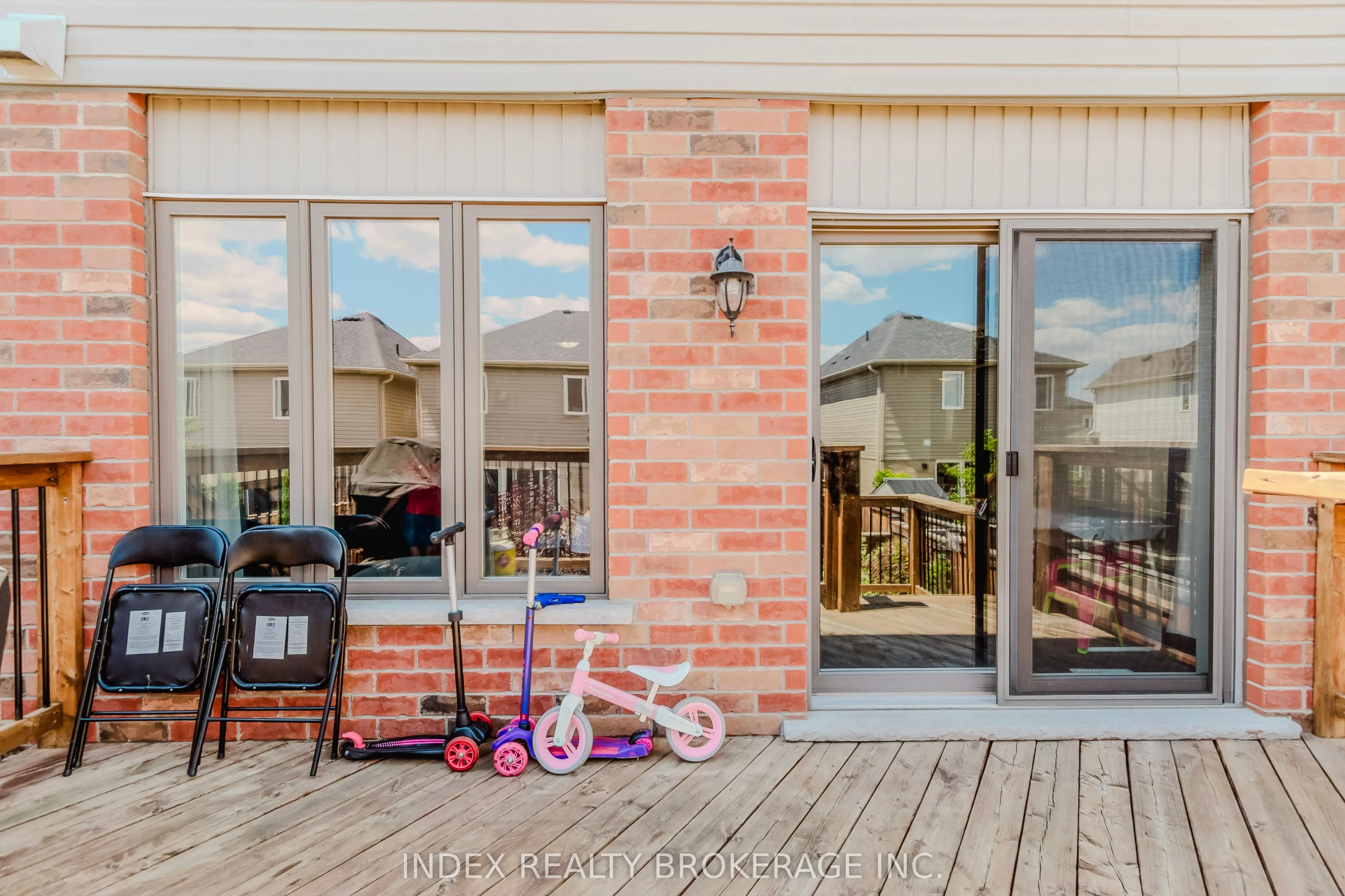 207 Eden Oak Trail