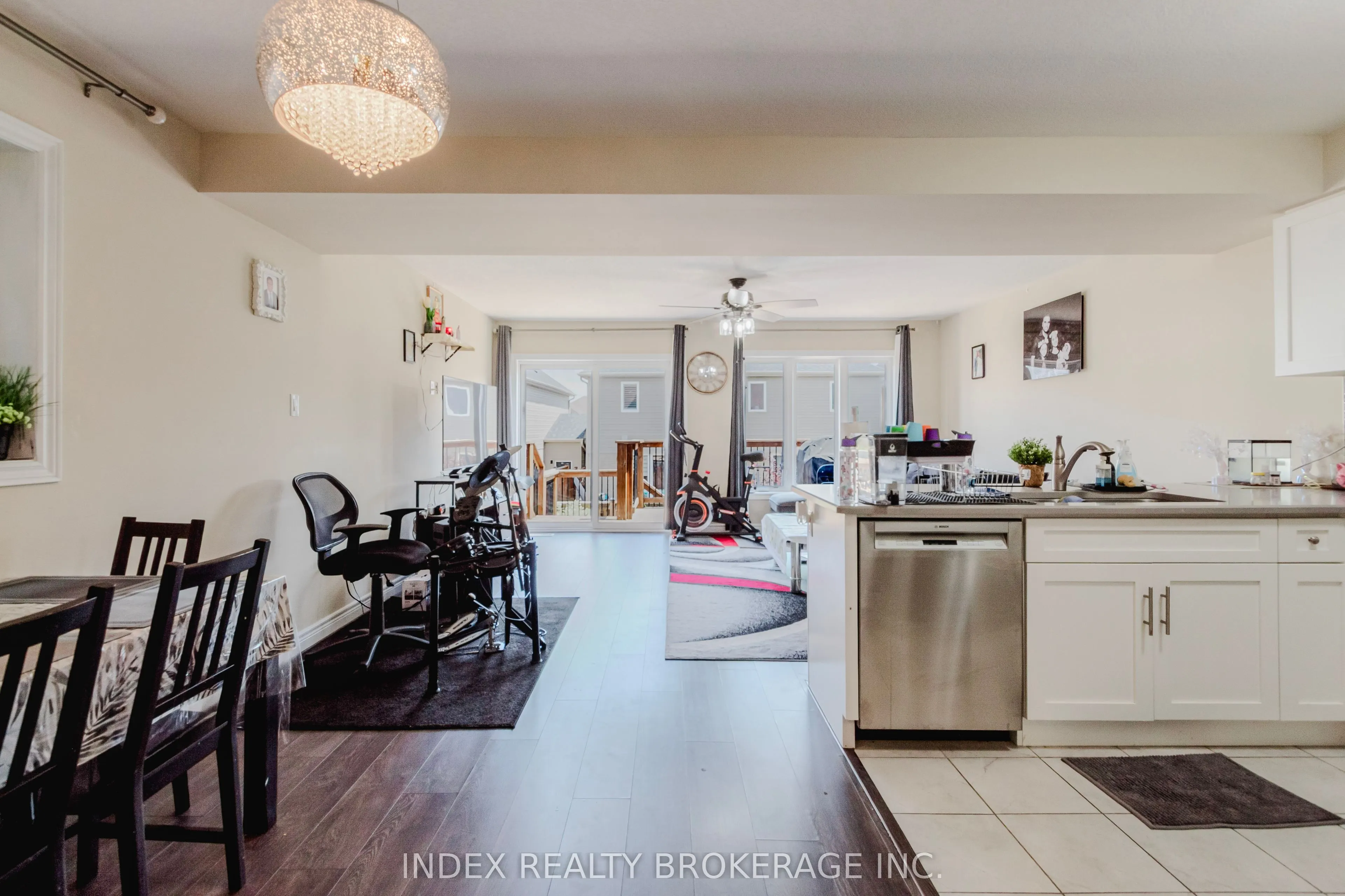207 Eden Oak Trail