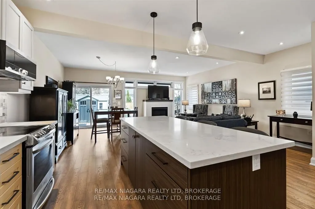 77B BROADWAY