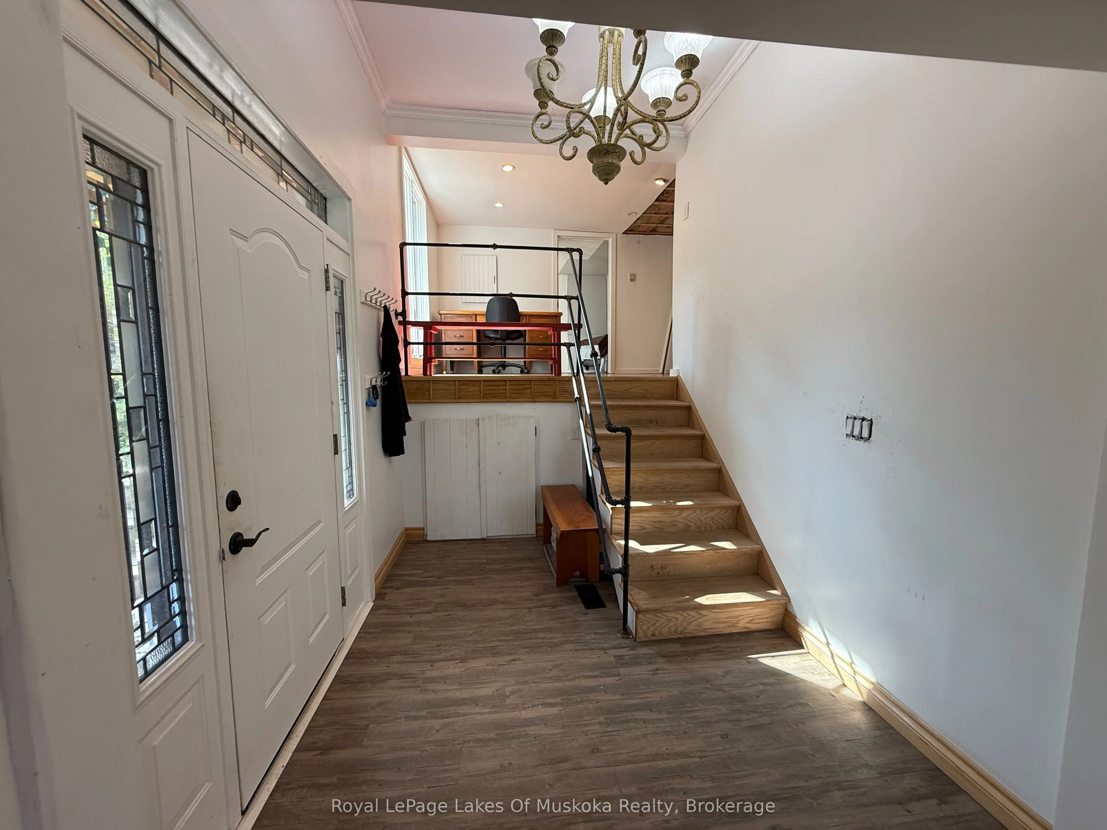 48 Kitchen Road S