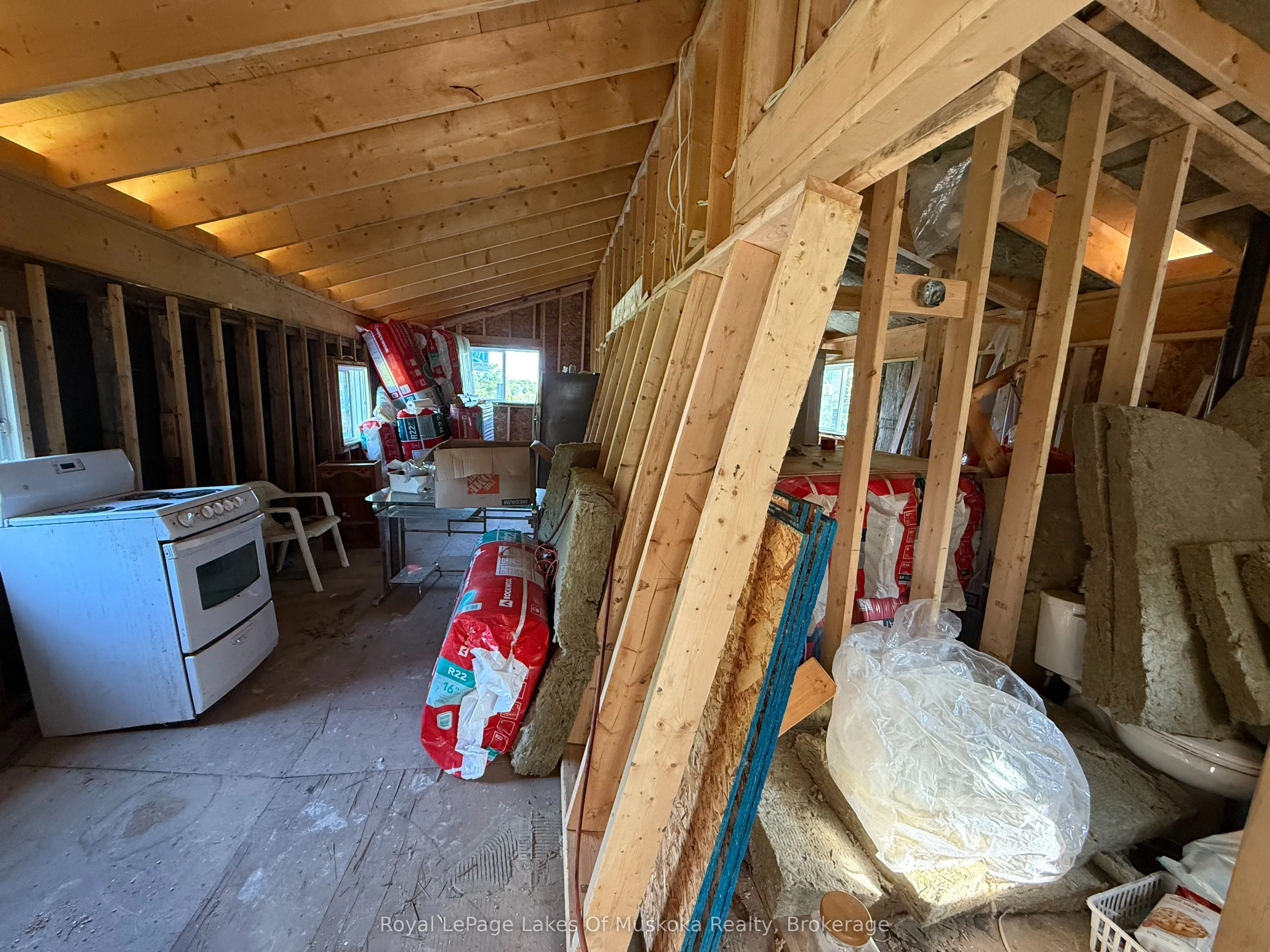 48 Kitchen Road S