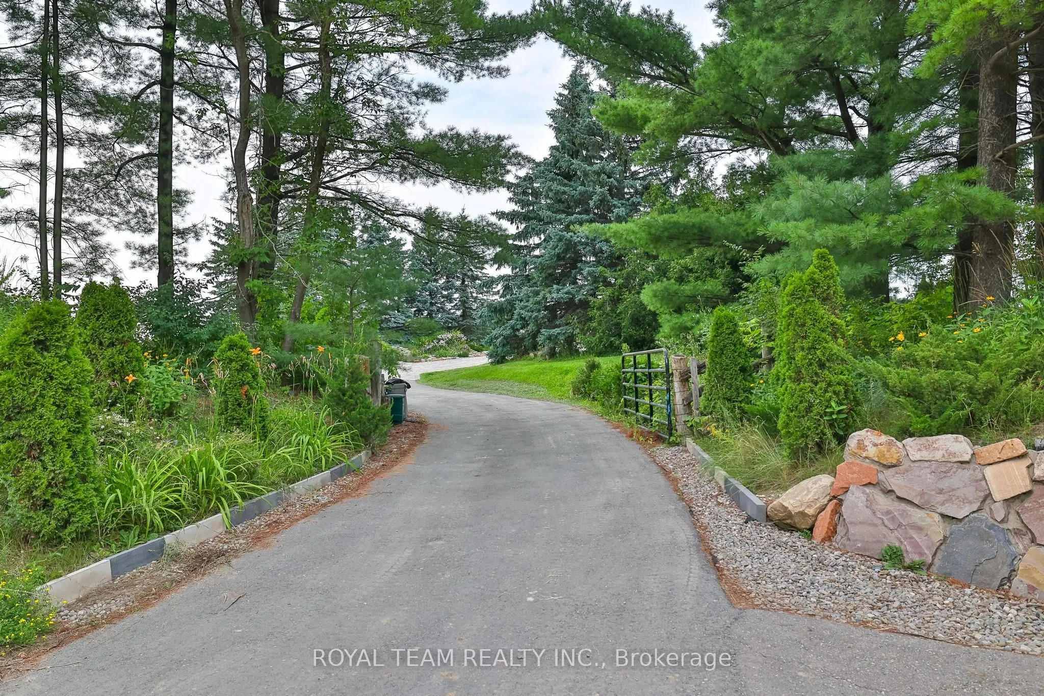 388303 Sideroad 20 Side Road