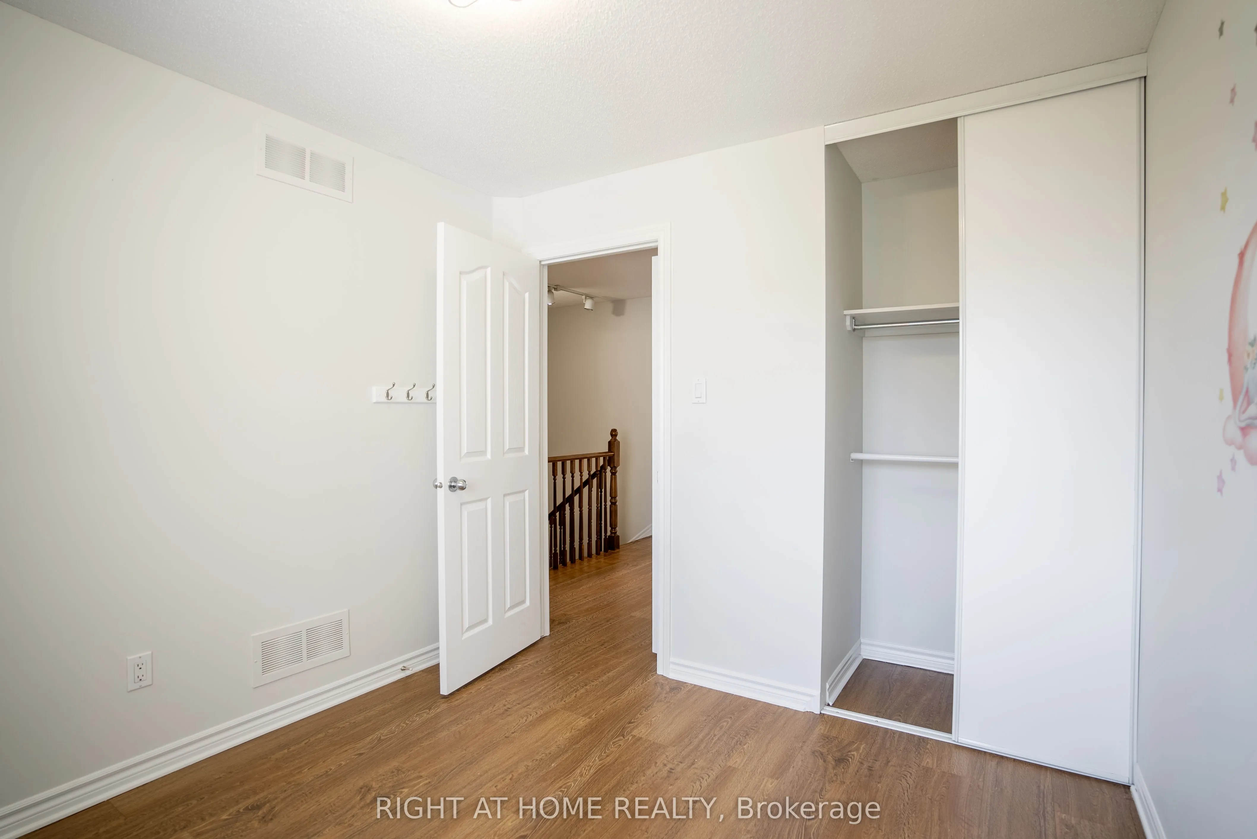 35 BELLROCK Drive