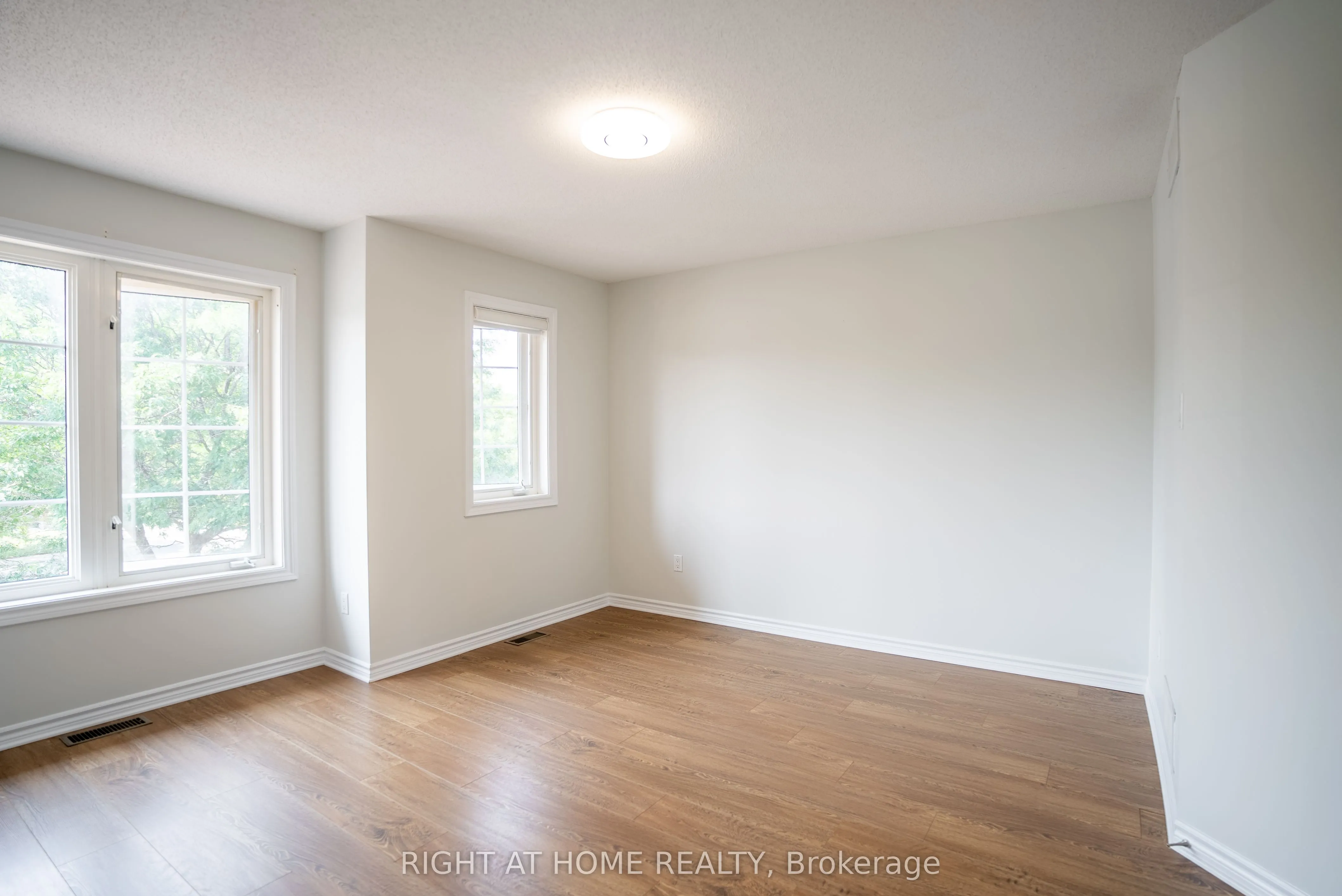35 BELLROCK Drive