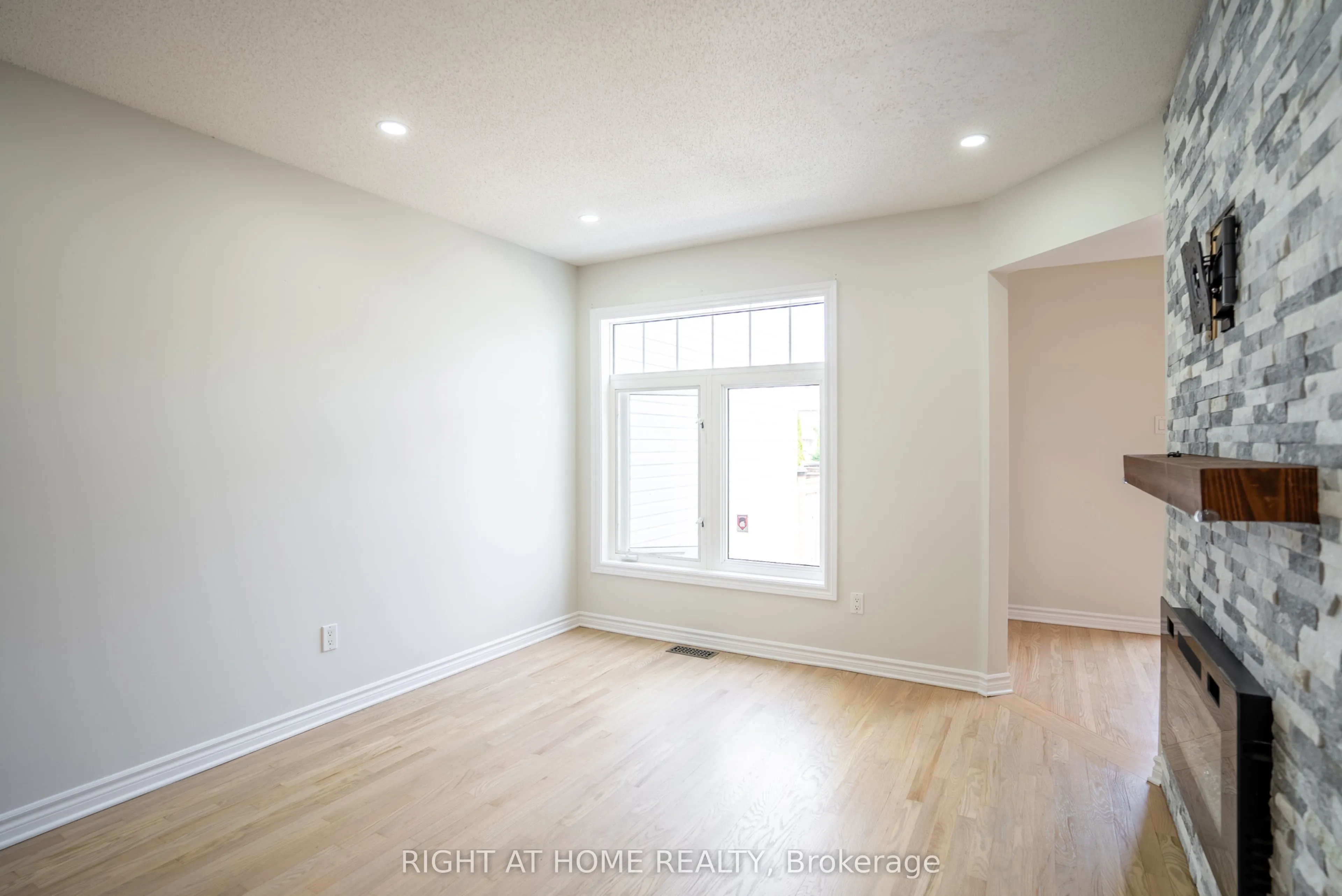 35 BELLROCK Drive