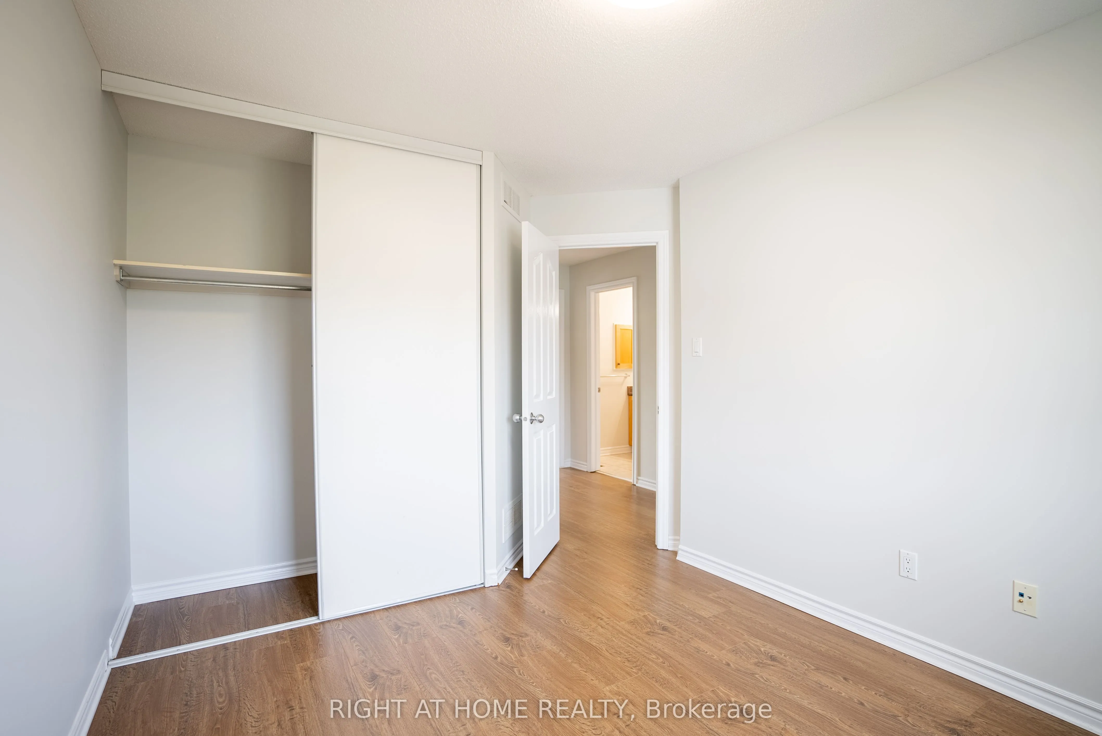 35 BELLROCK Drive