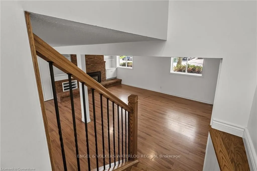 113 Martinglen Crescent