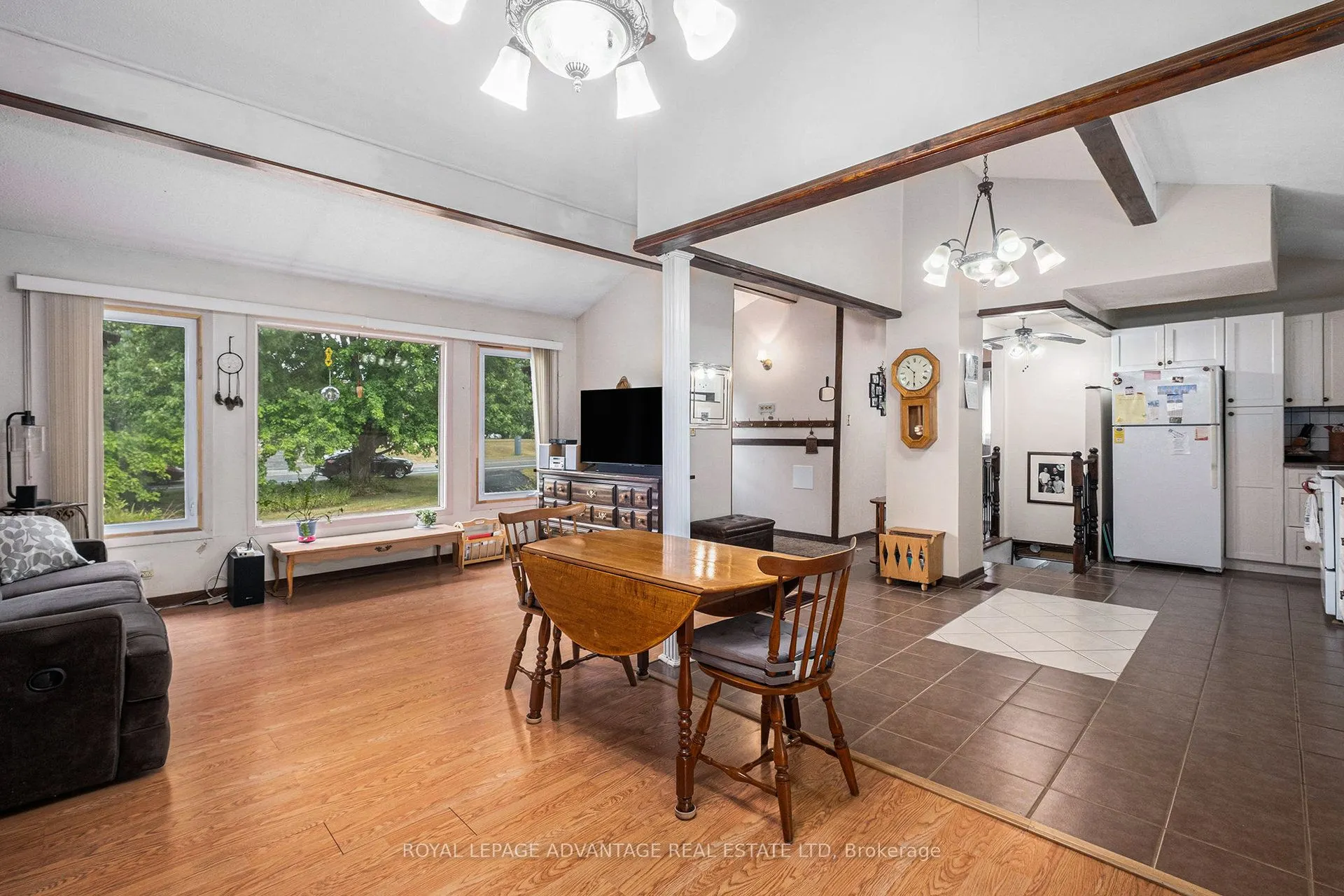 77 Golf Club Road