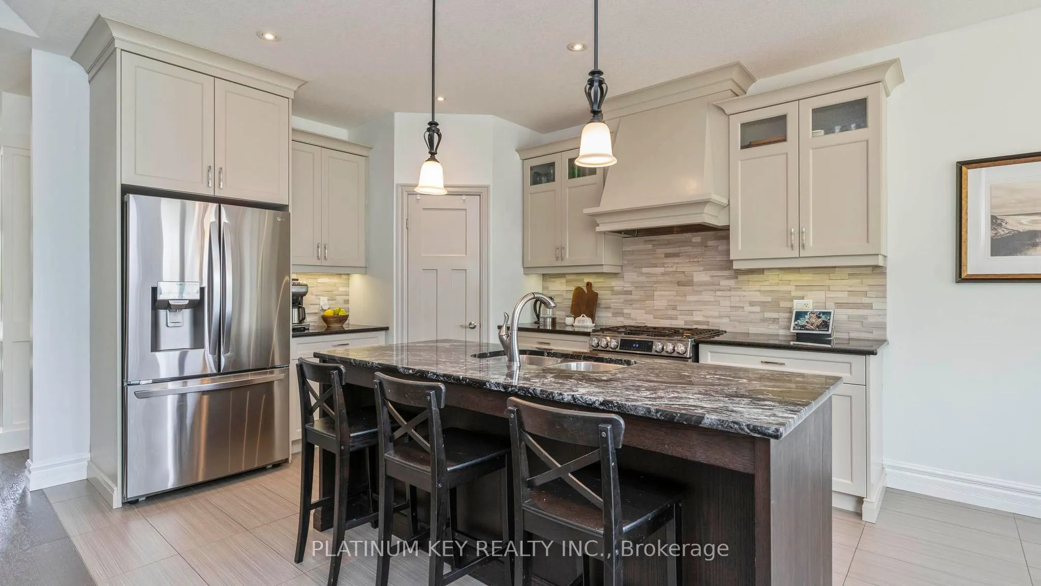 688 Woods Edge Road