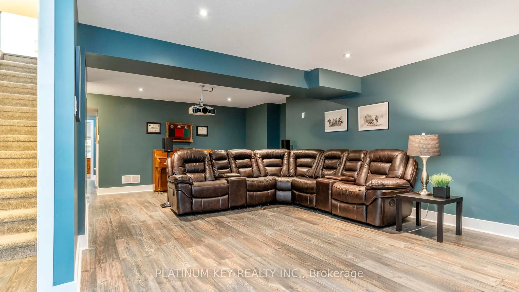 688 Woods Edge Road