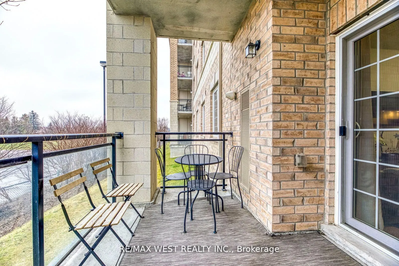 1077 Gordon Street N, #117
