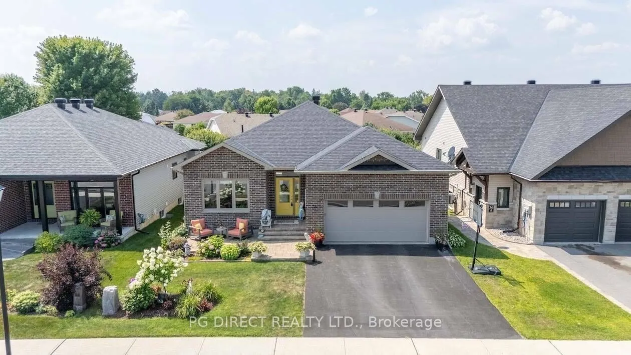 34 Senators Gate Drive