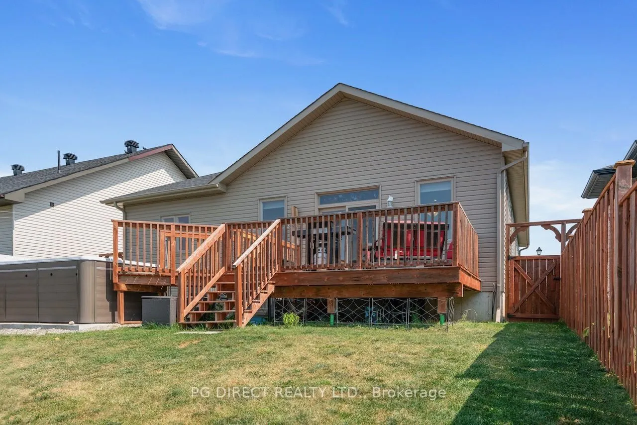 34 Senators Gate Drive