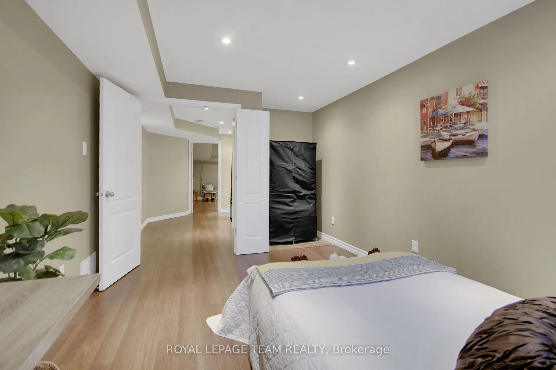 123 Talltree Crescent