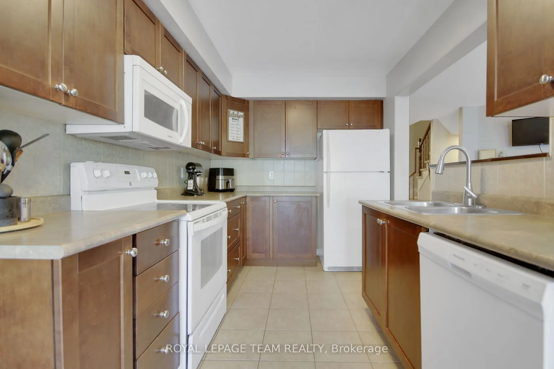 123 Talltree Crescent