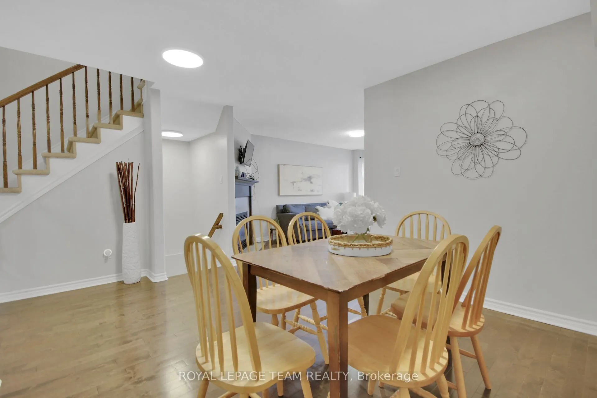 123 Talltree Crescent