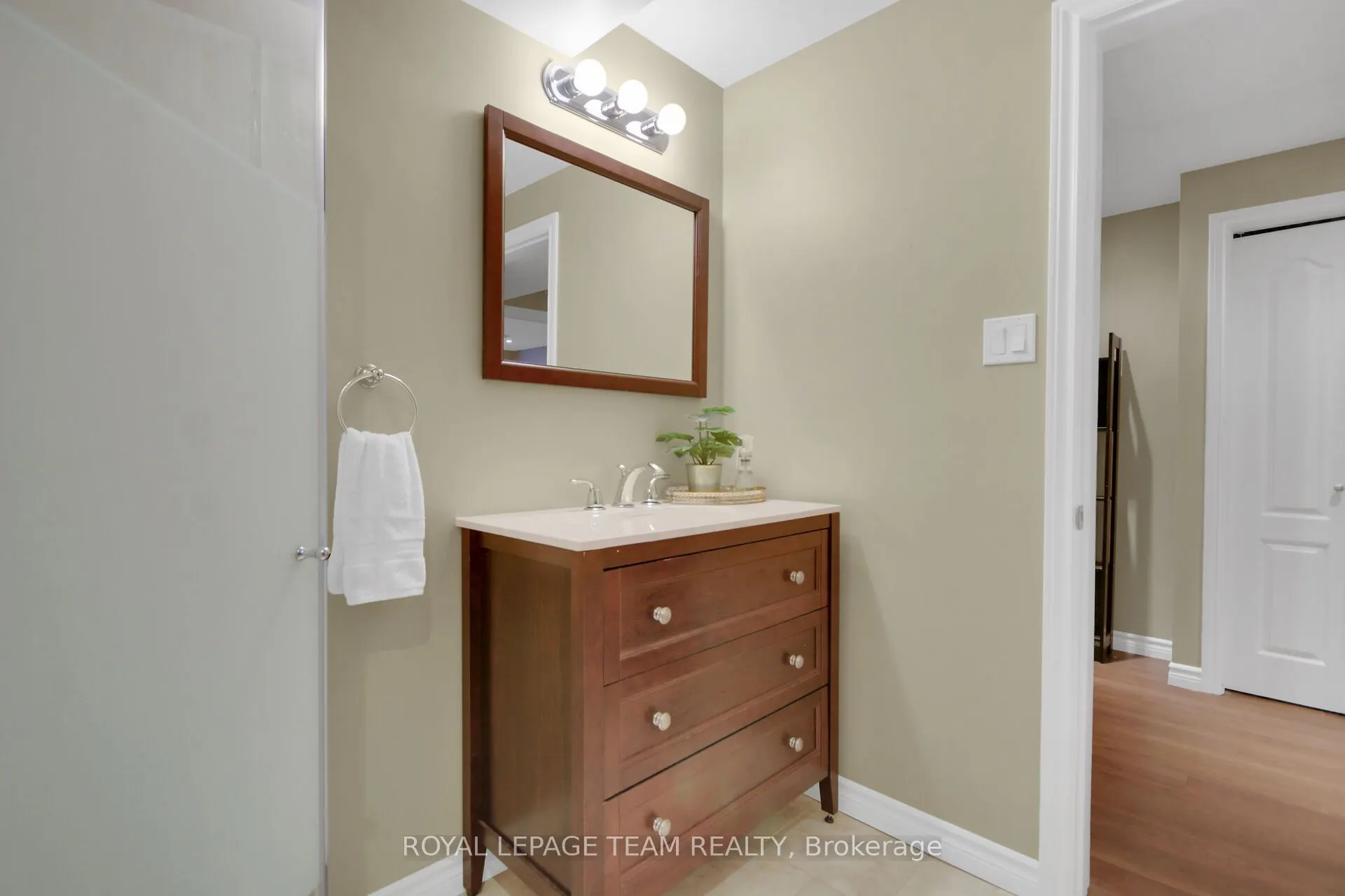 123 Talltree Crescent