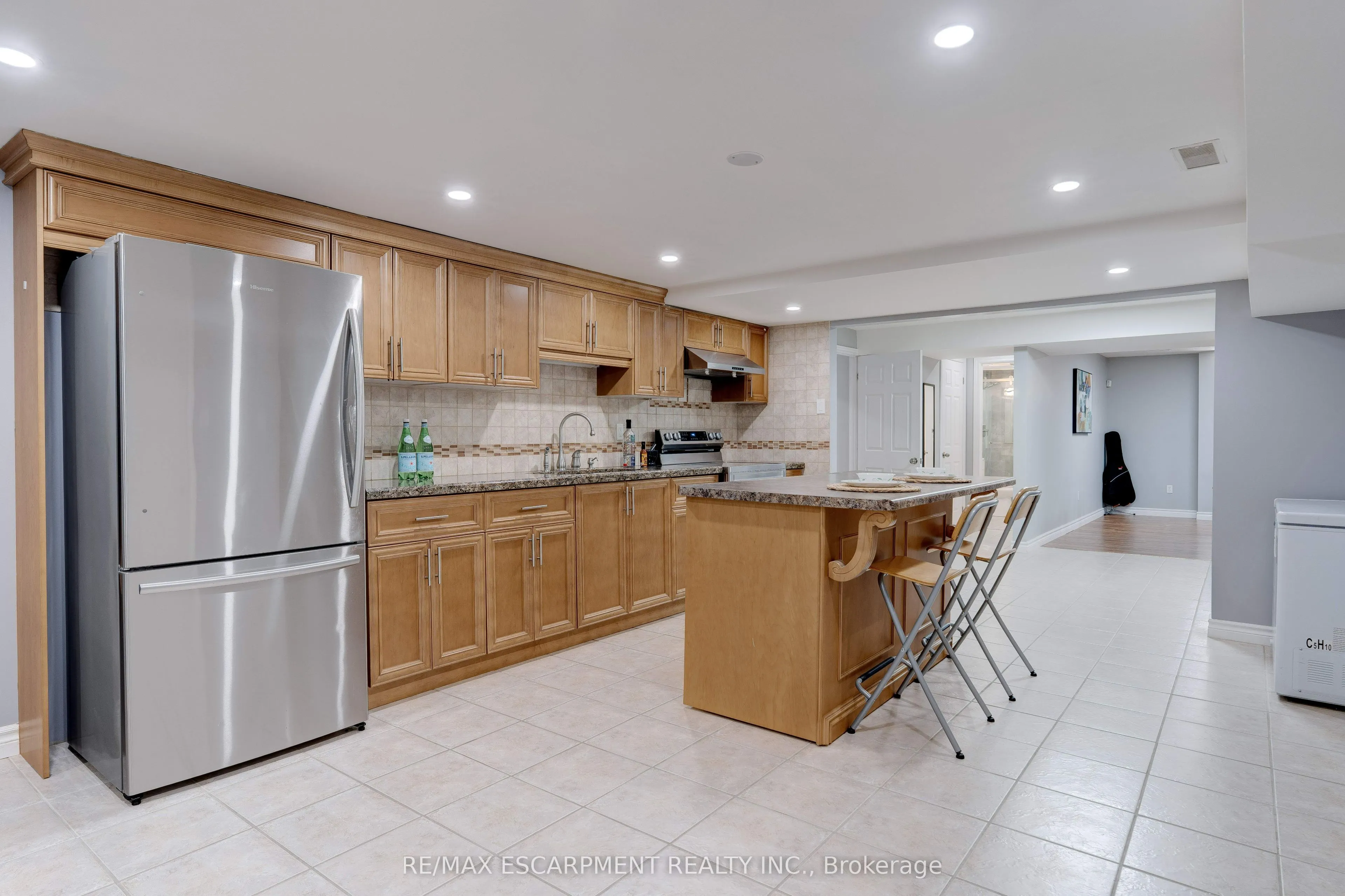 6 Embassy Drive