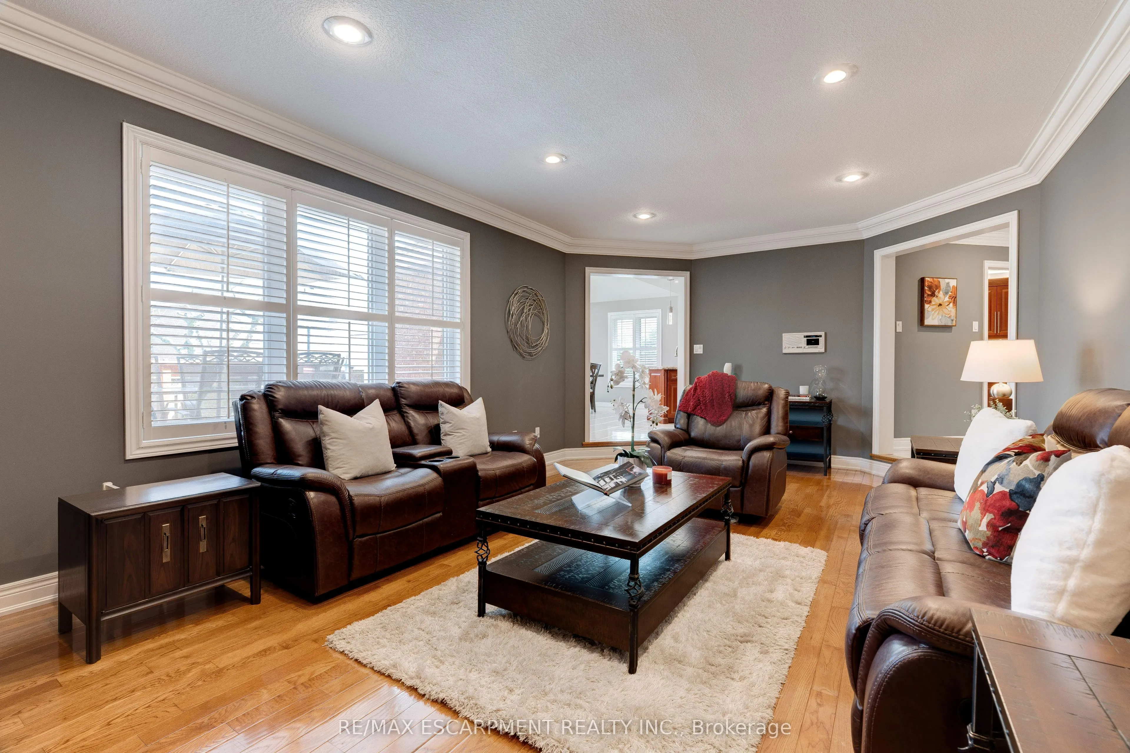6 Embassy Drive