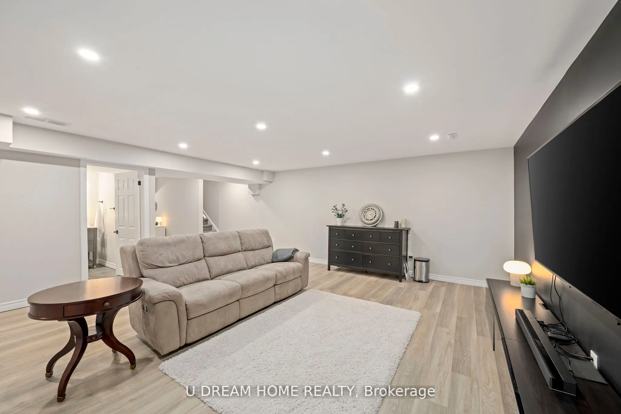 1195 RIVERSIDE Drive, #12