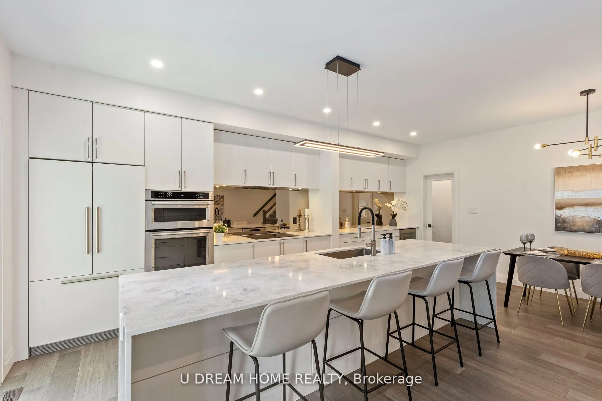 1195 RIVERSIDE Drive, #12