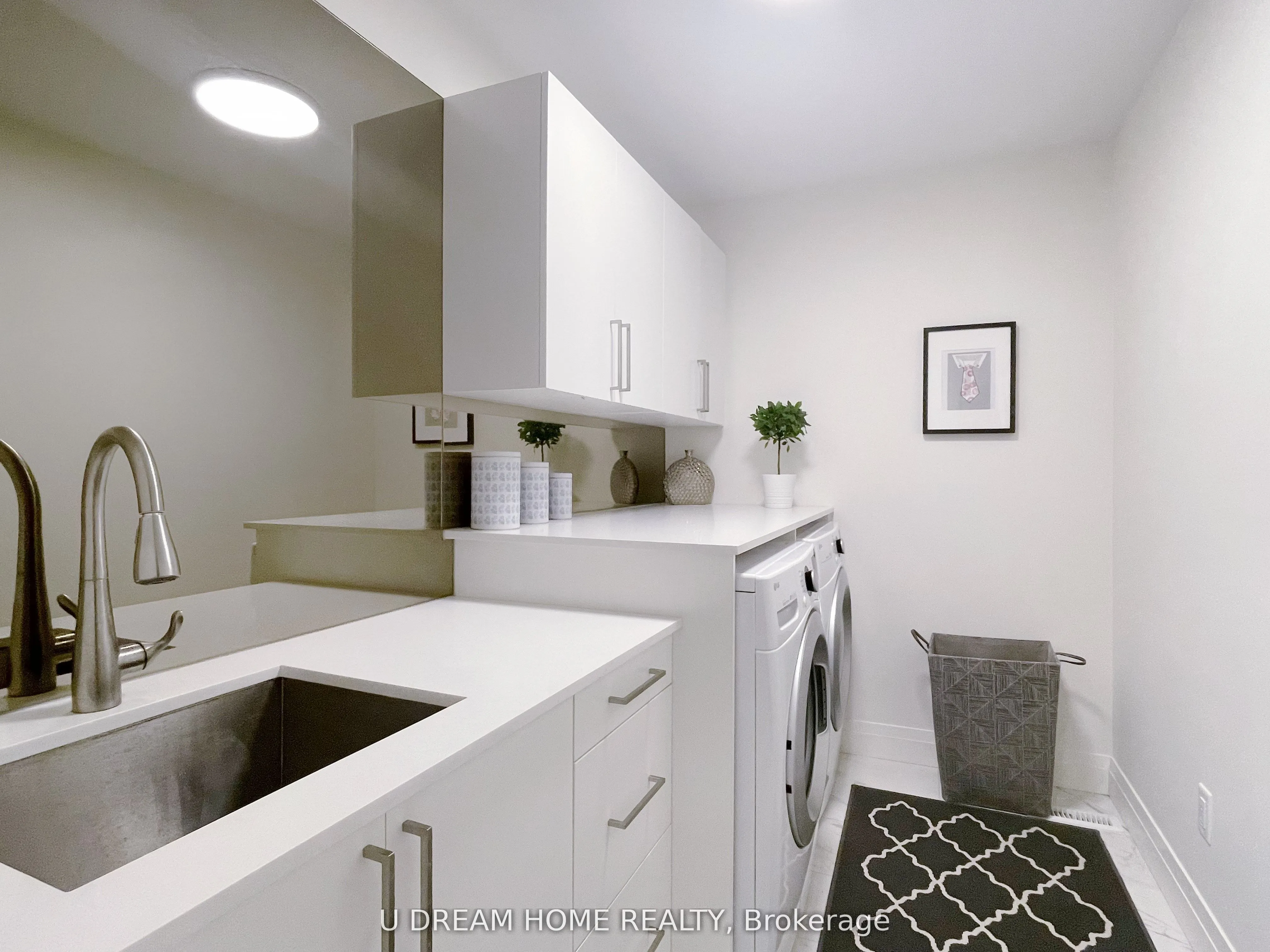 1195 RIVERSIDE Drive, #12