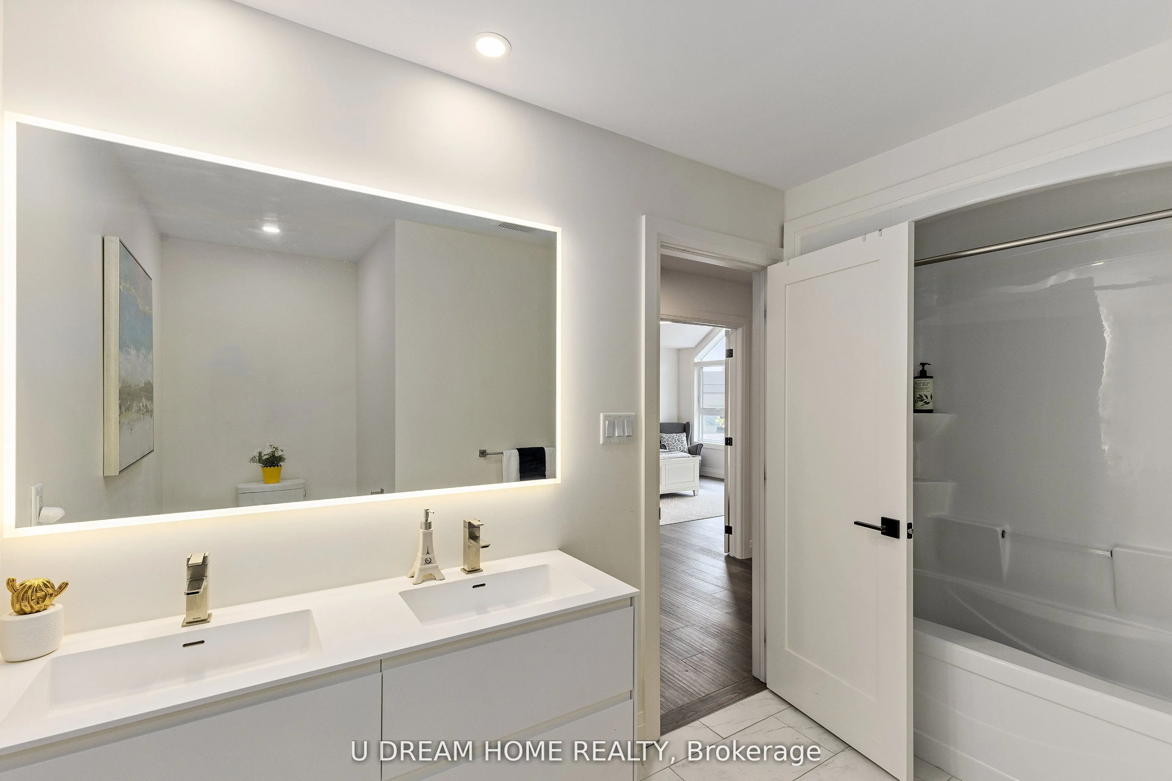 1195 RIVERSIDE Drive, #12