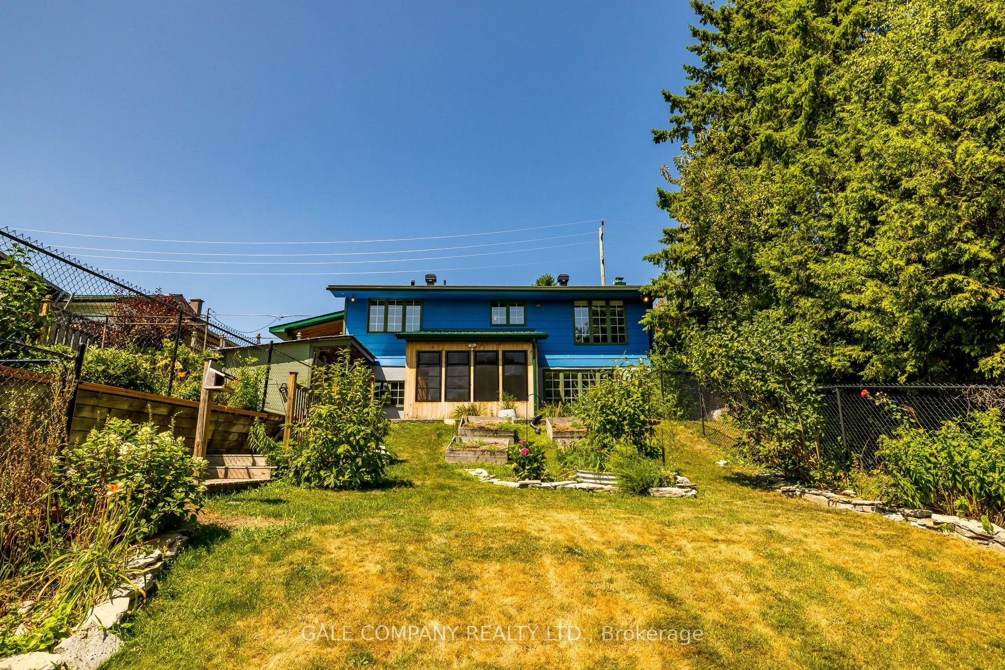 343 Hope Street