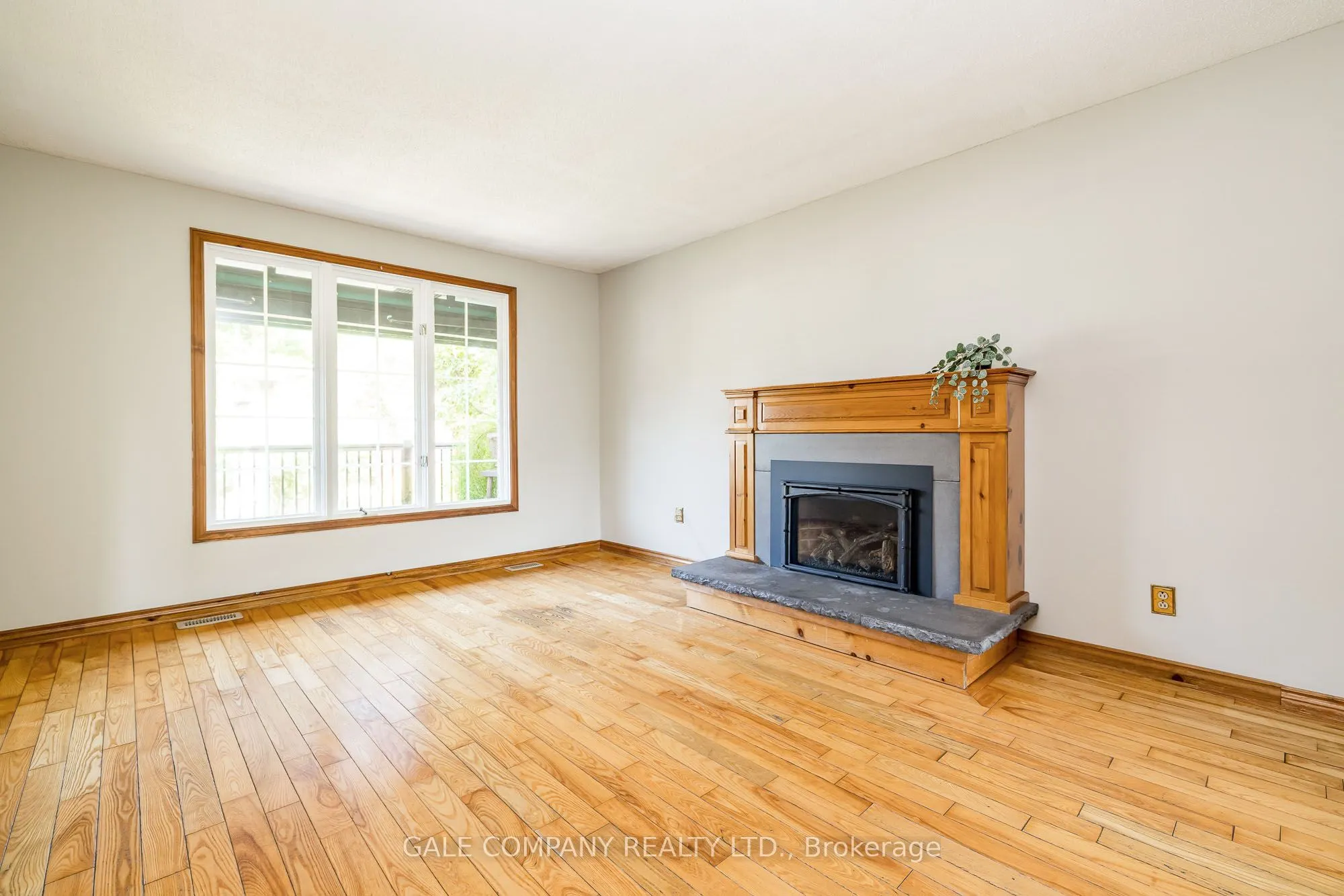 343 Hope Street