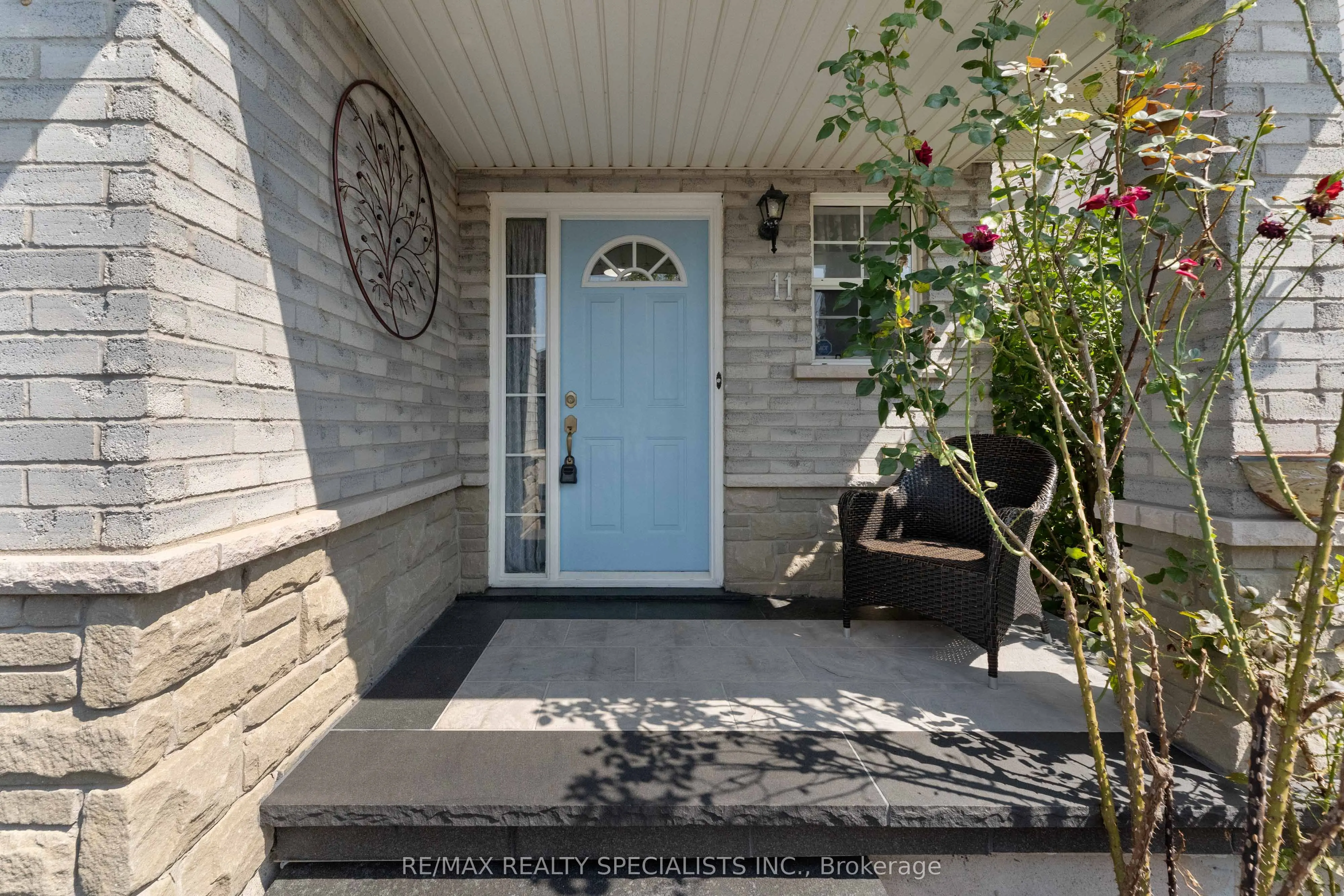 11 Willowridge Way