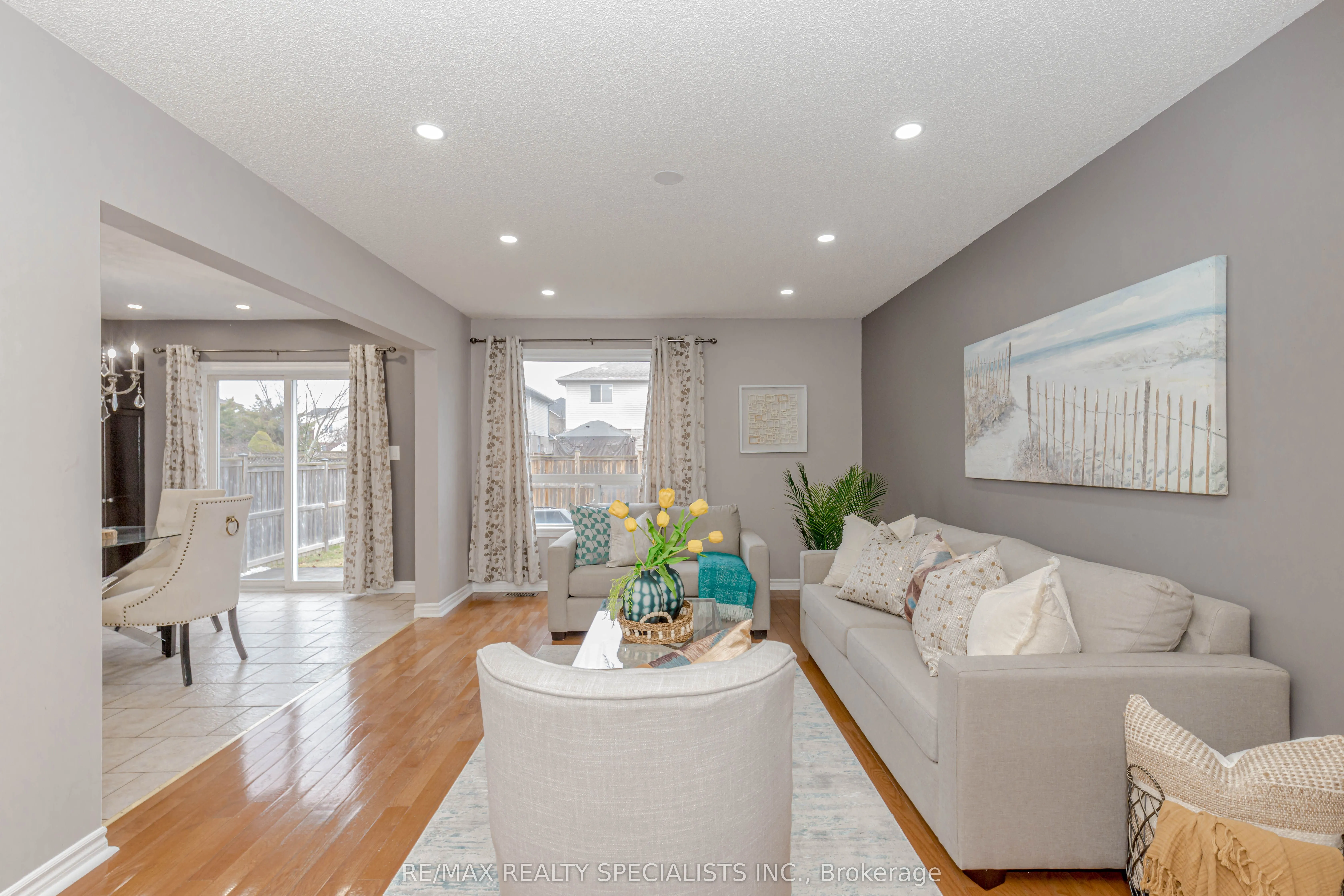 11 Willowridge Way