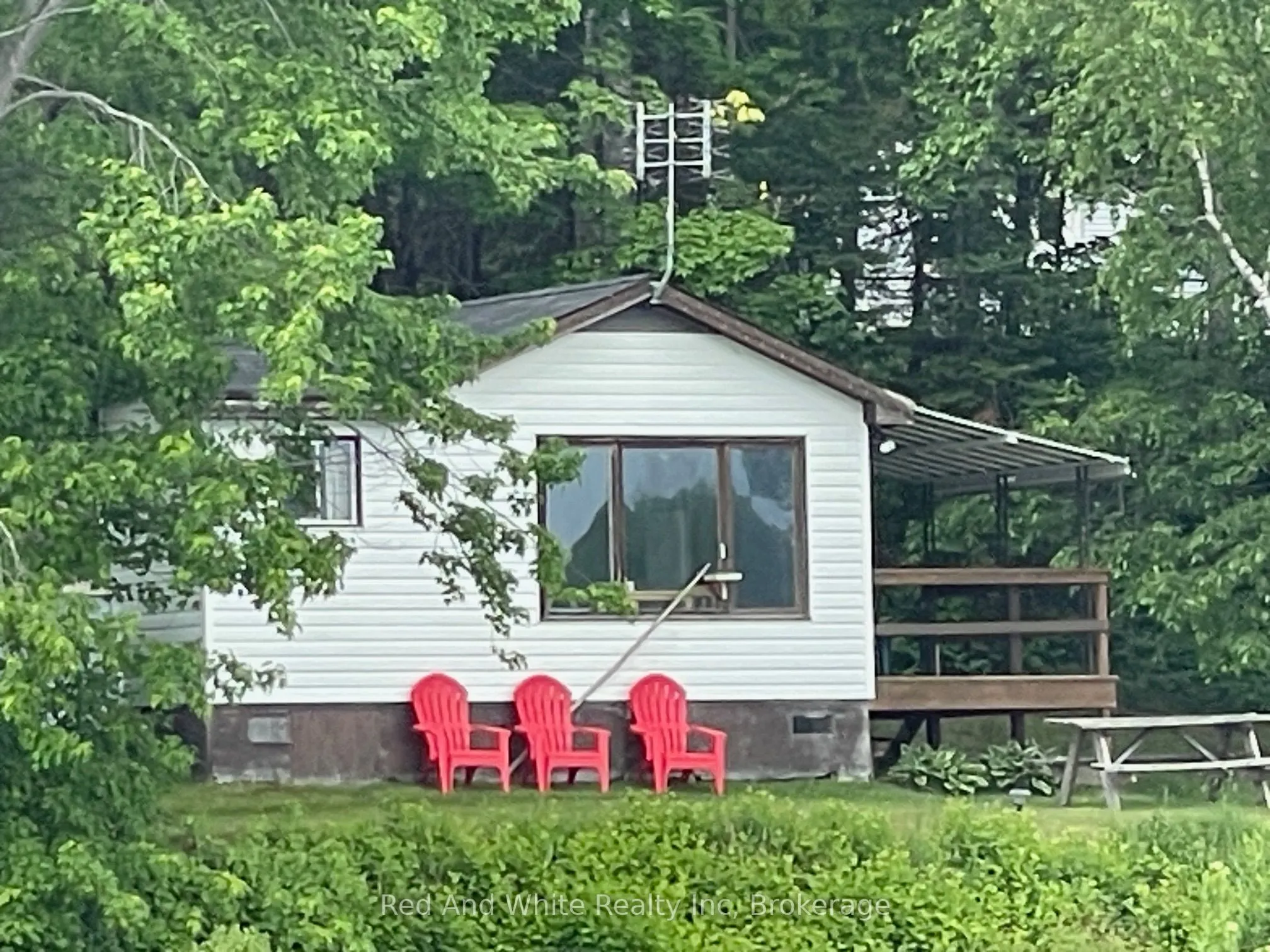 53 COTTAGE Court