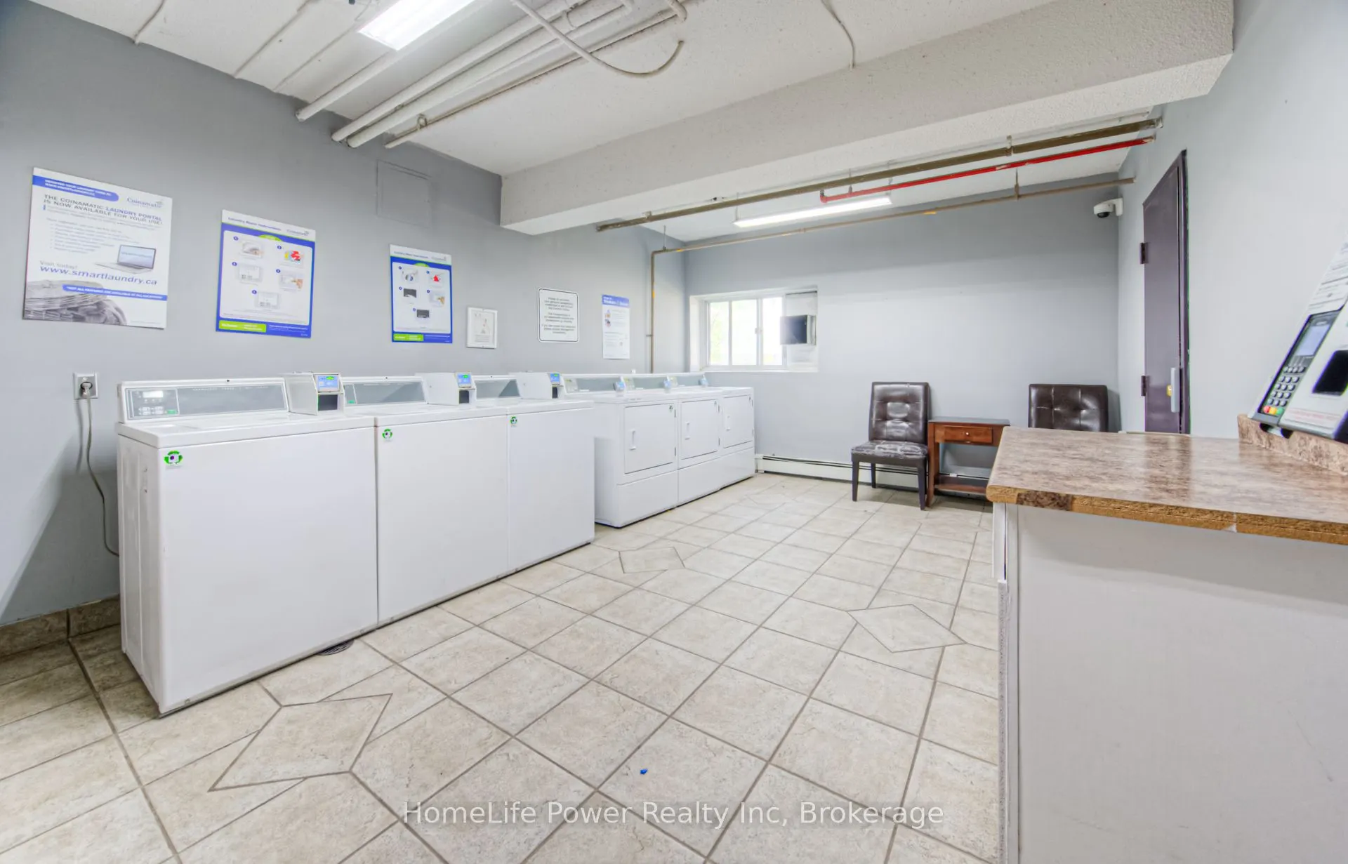 283 Fairway Road N, #501
