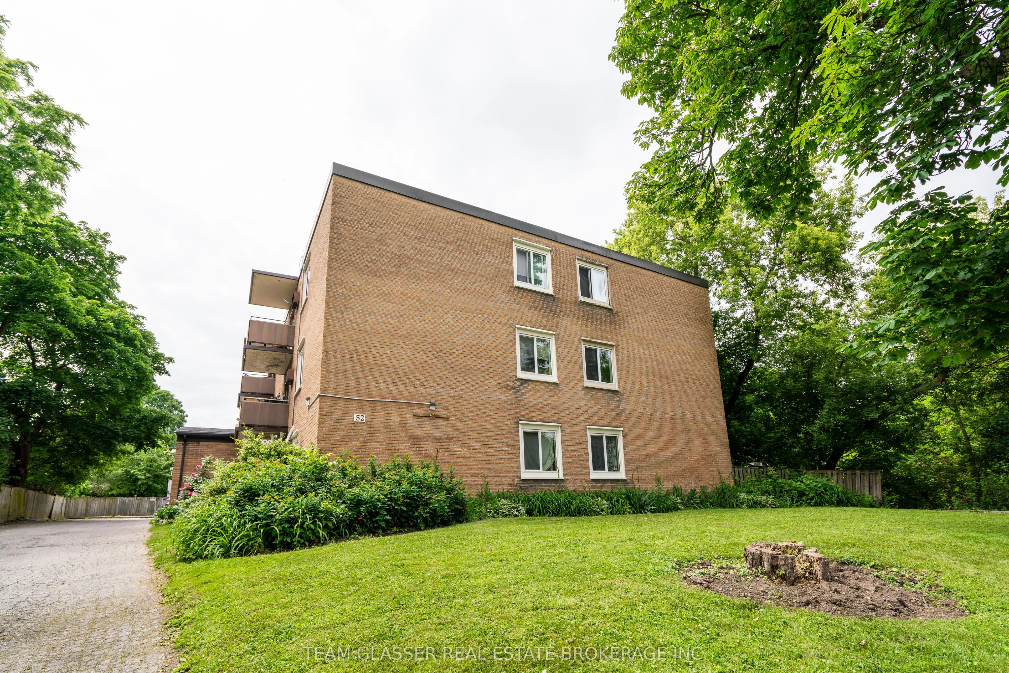 52 Hiawatha Street, #302