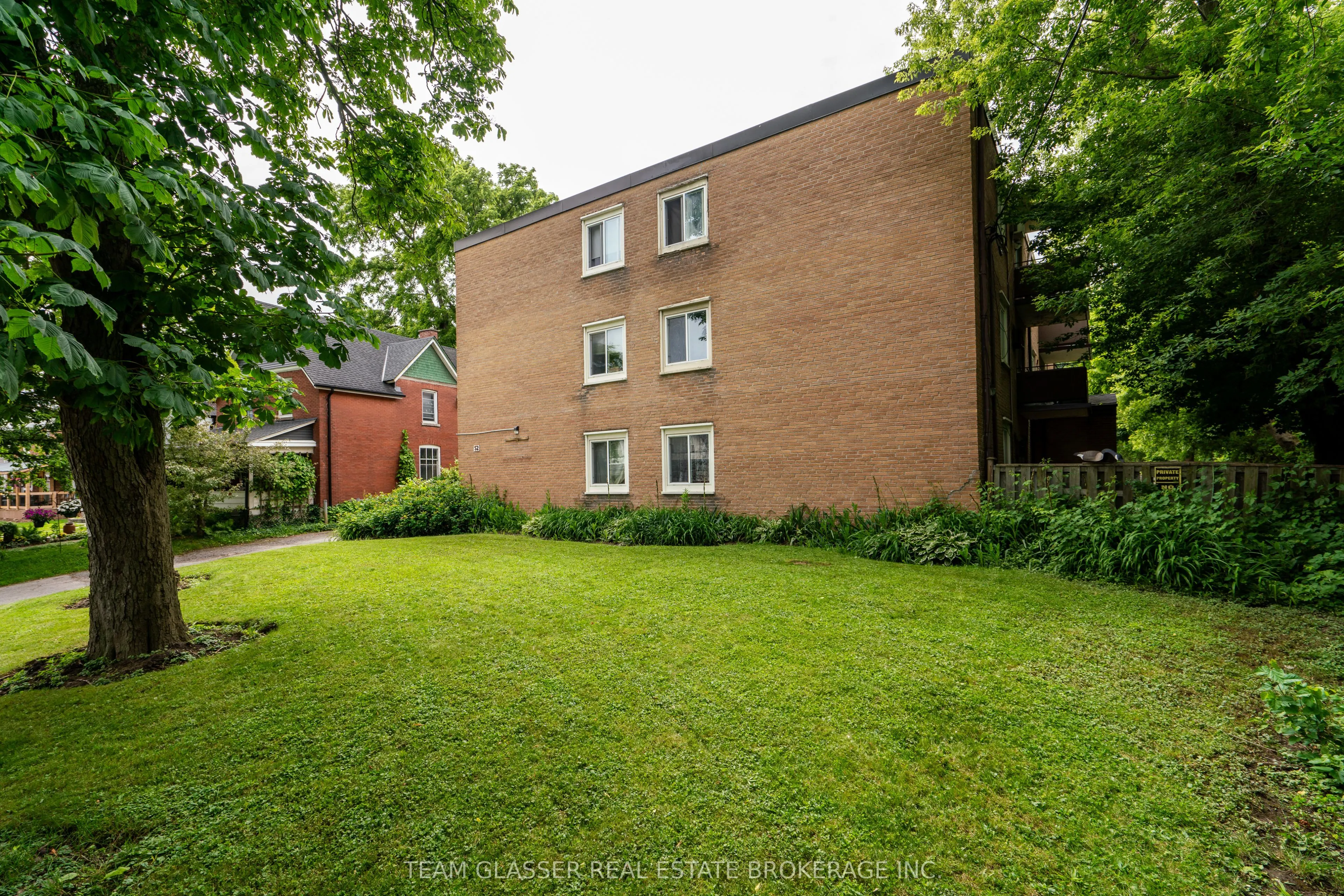 52 Hiawatha Street, #302