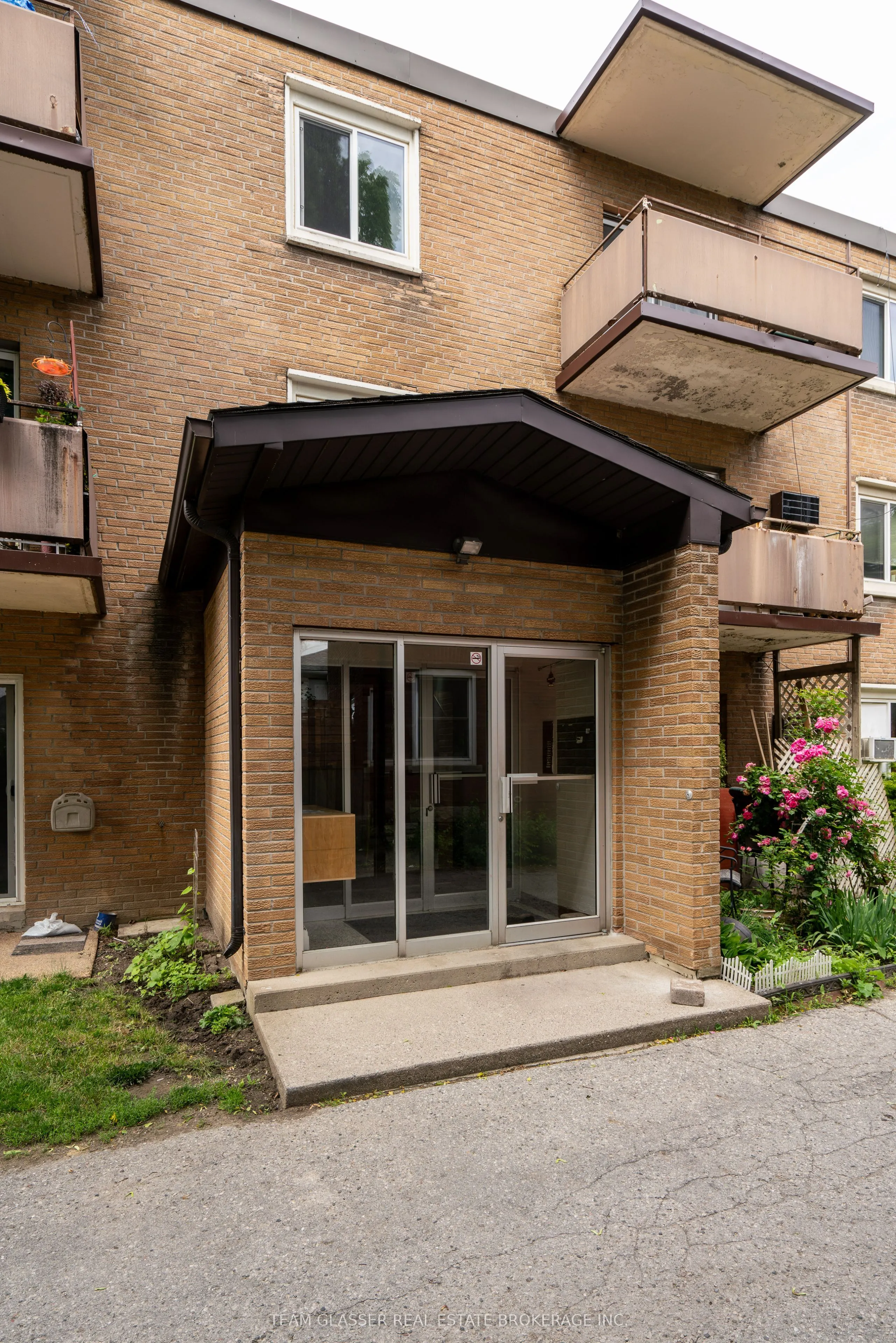 52 Hiawatha Street, #302