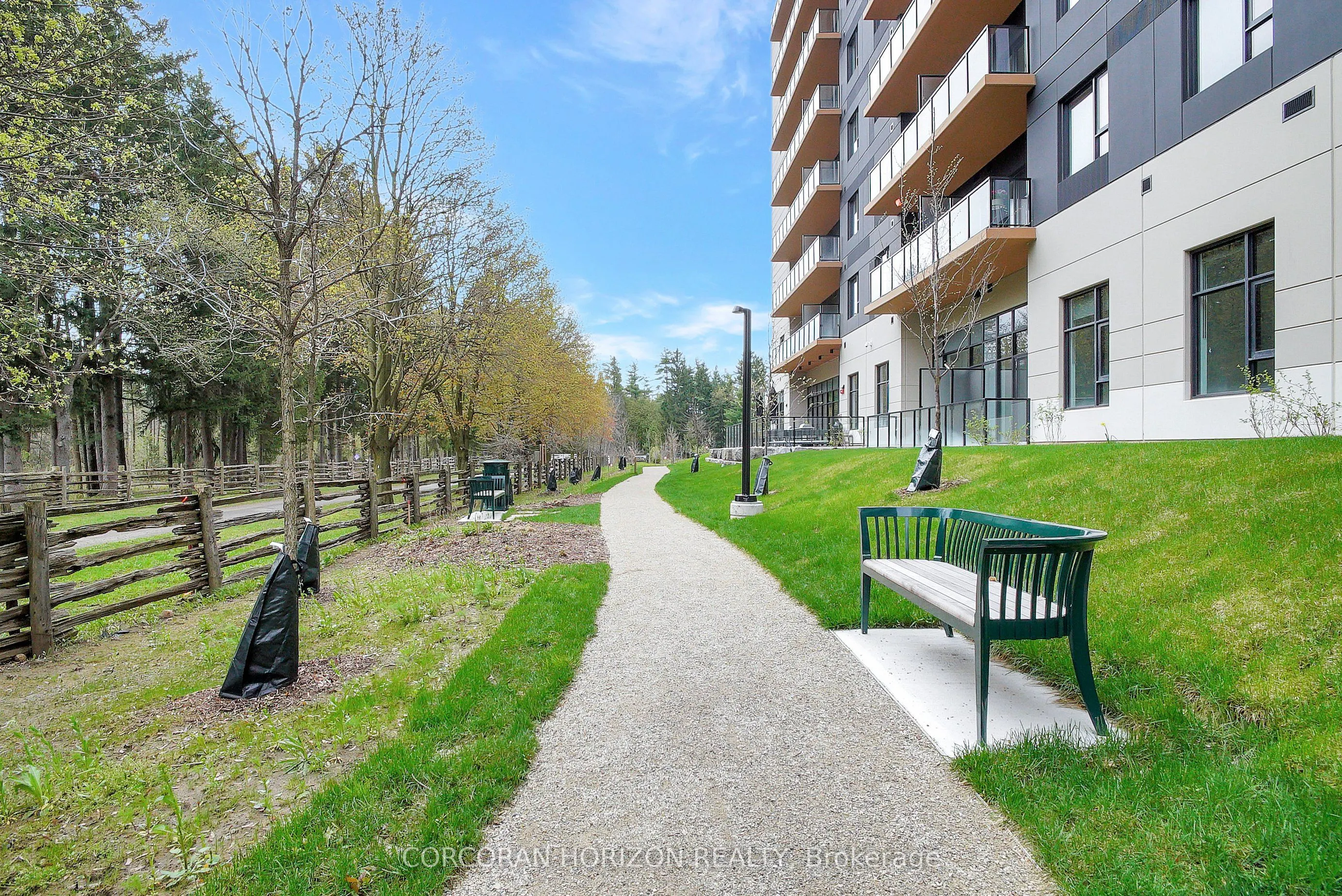 525 New Dundee Road, #601
