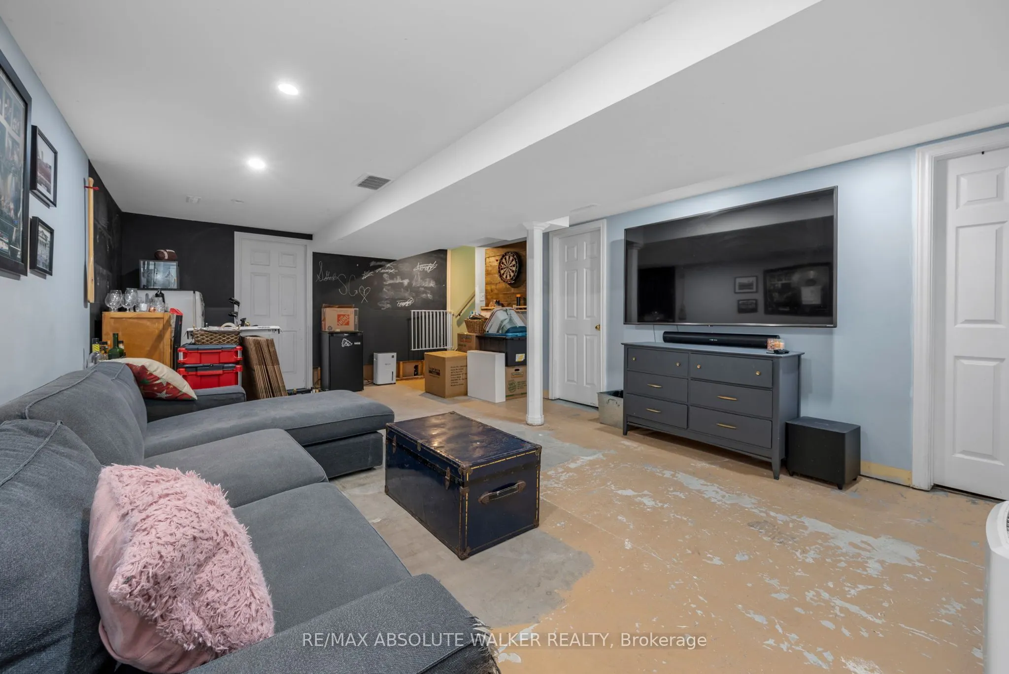 428 Hatfield Crescent