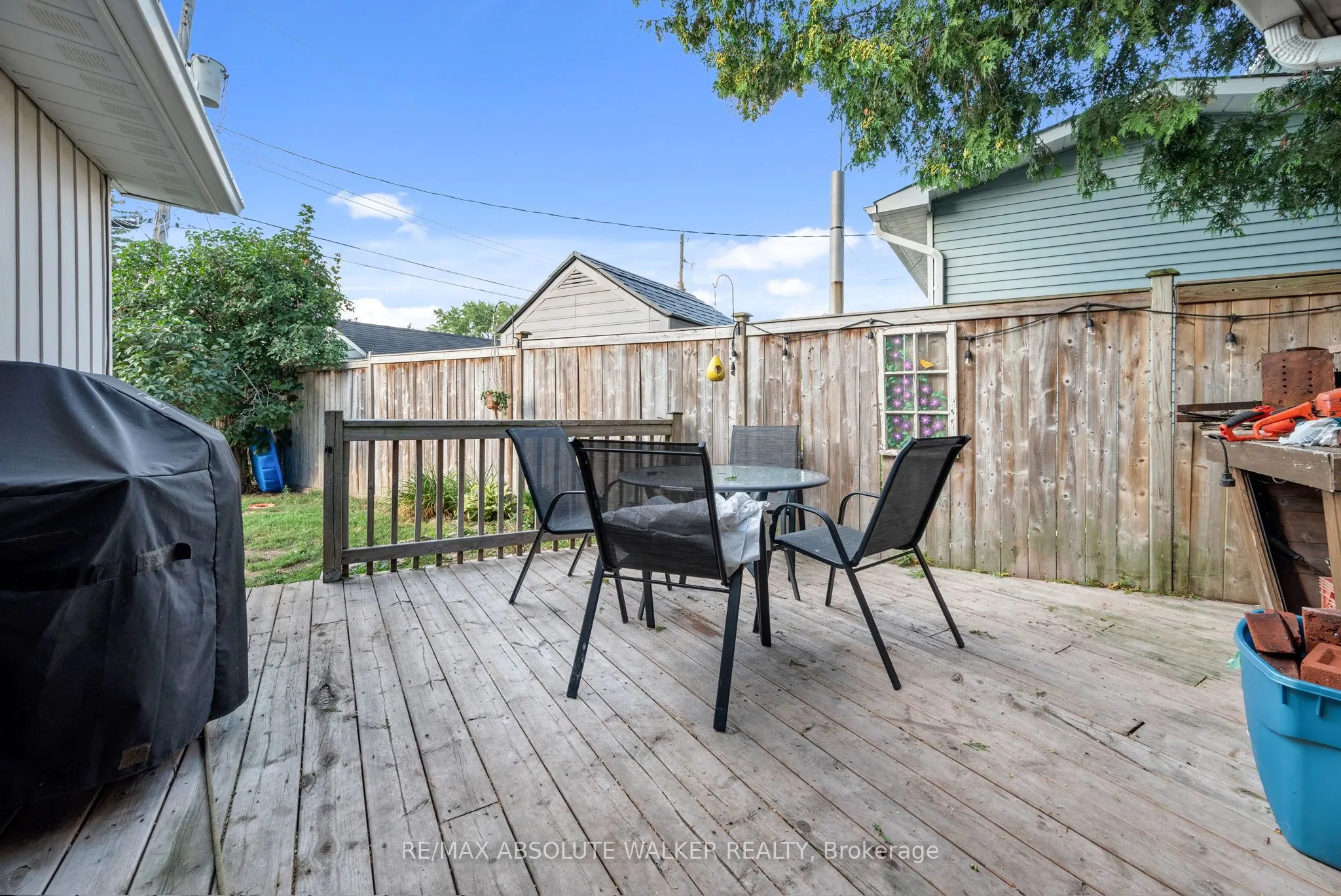 428 Hatfield Crescent