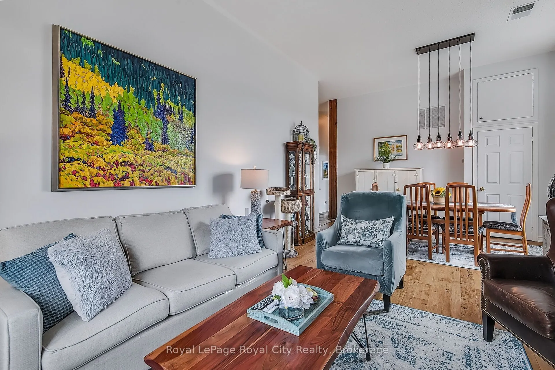 478 St Andrew Street E, #301