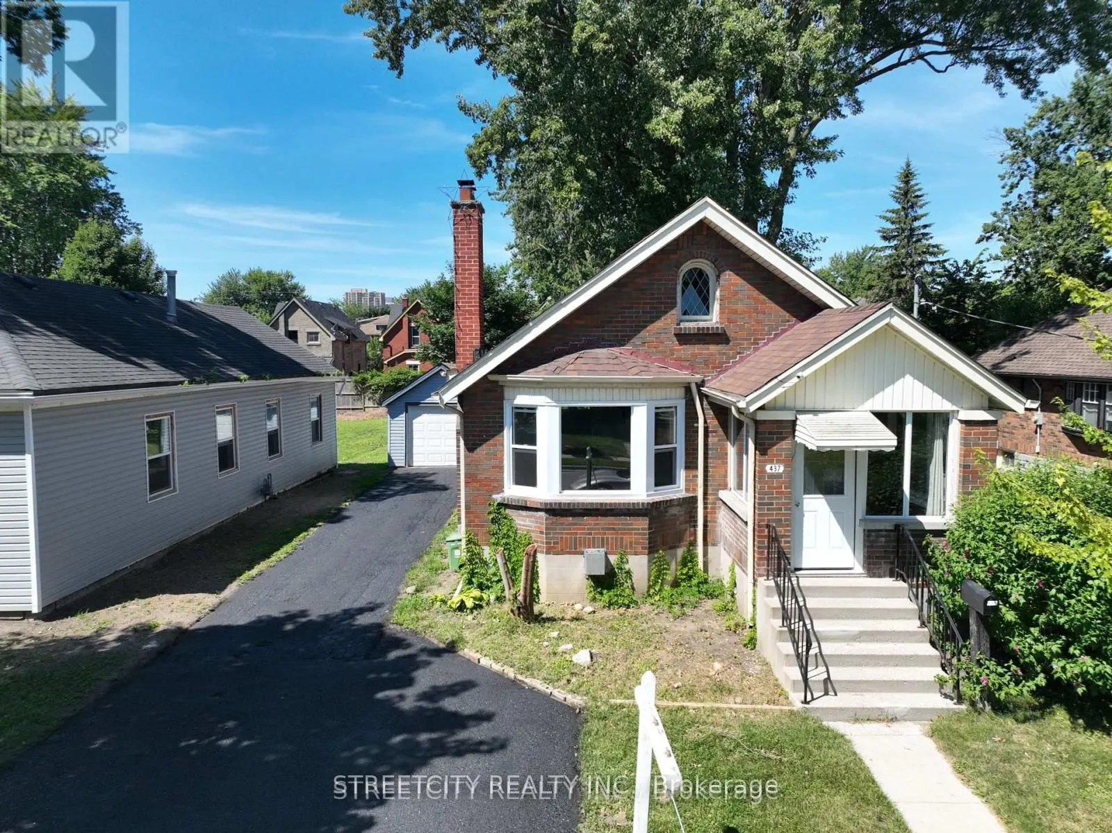 437 Charlotte Street
