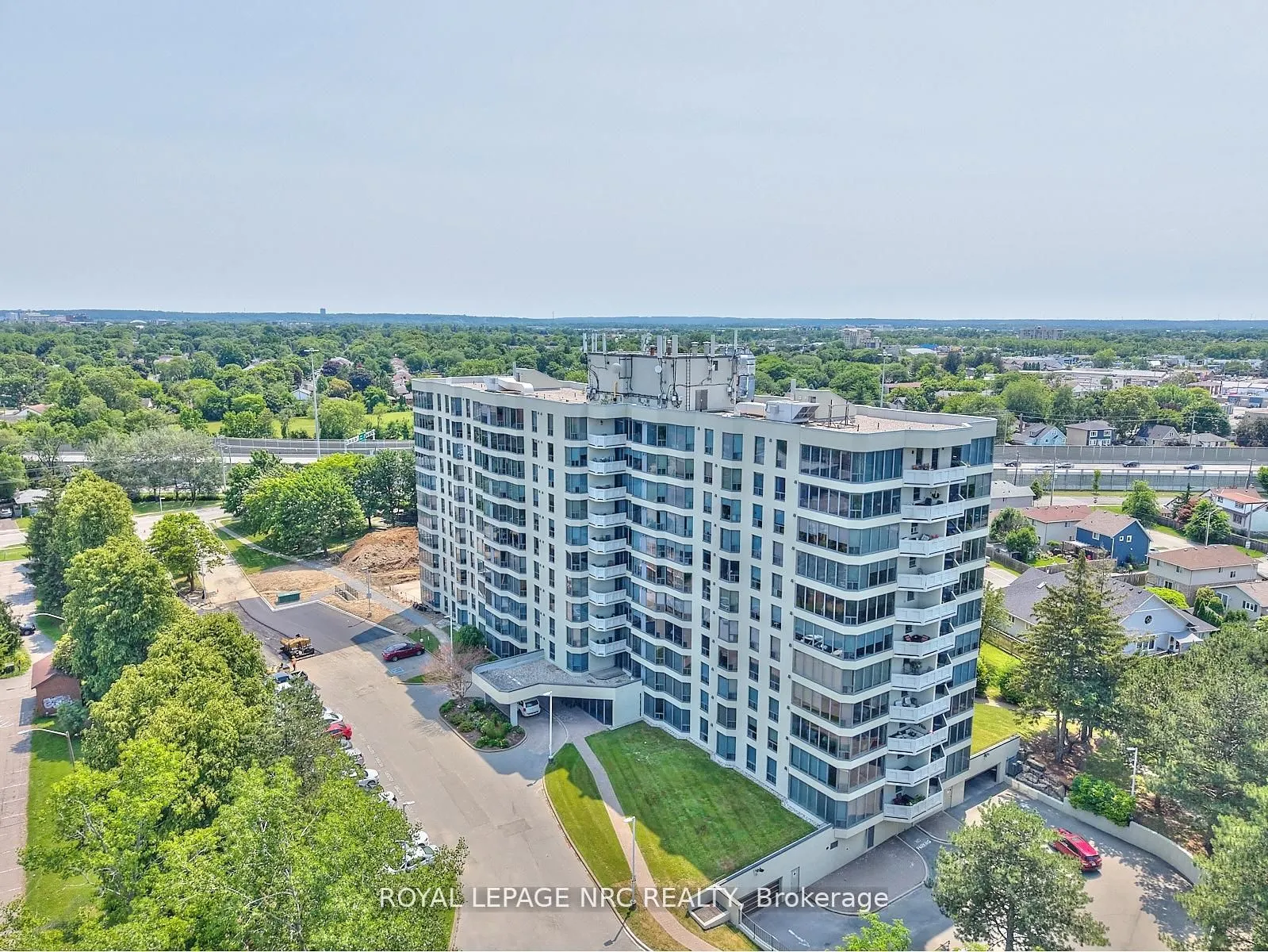 81 Scott Drive, #201