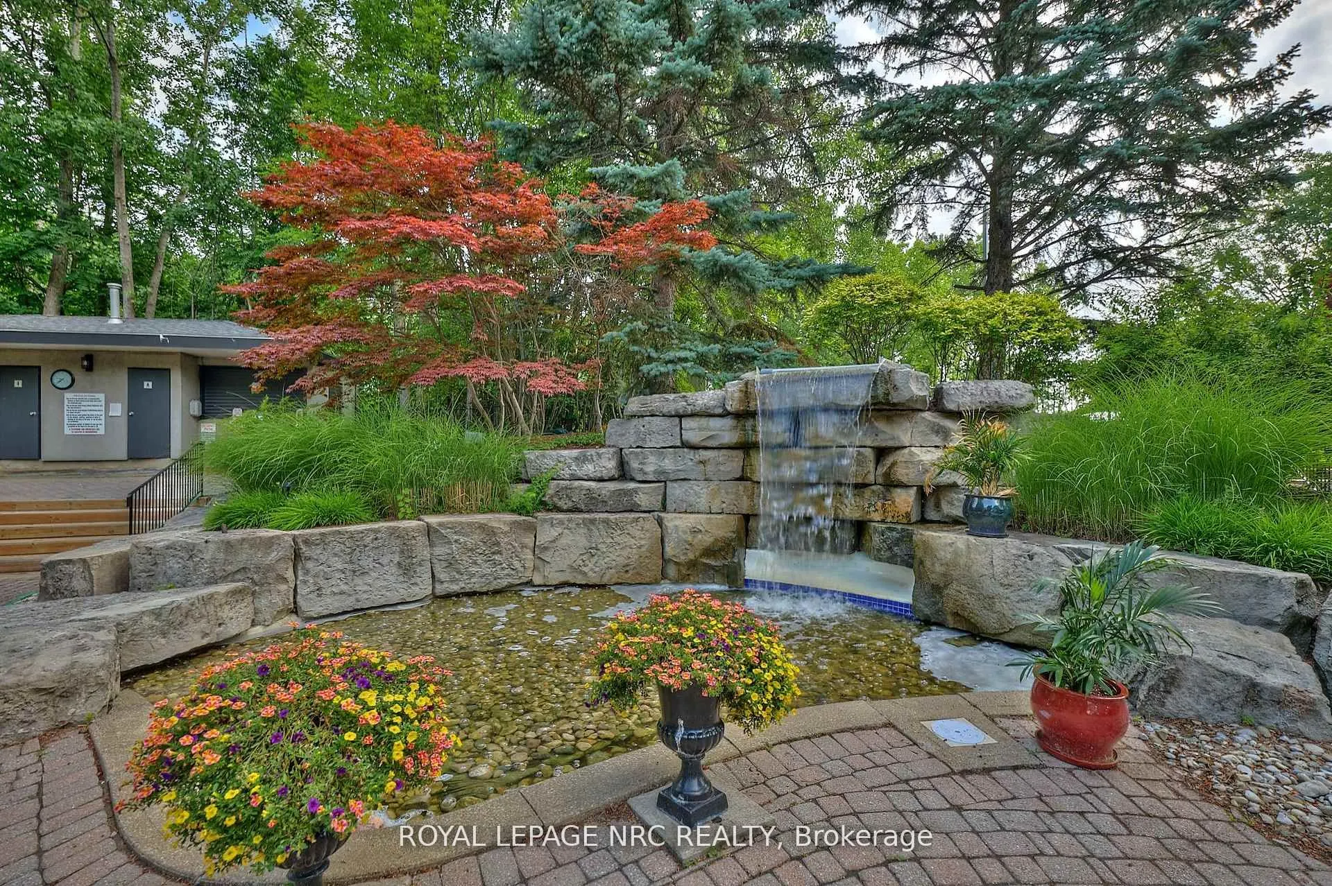 81 Scott Drive, #201