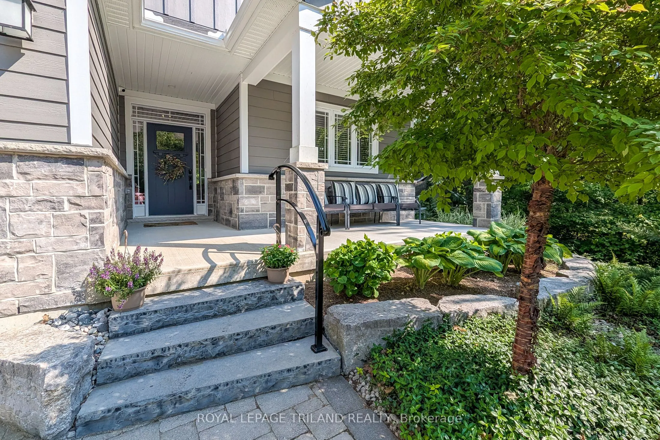 10124 SANDALWOOD Crescent