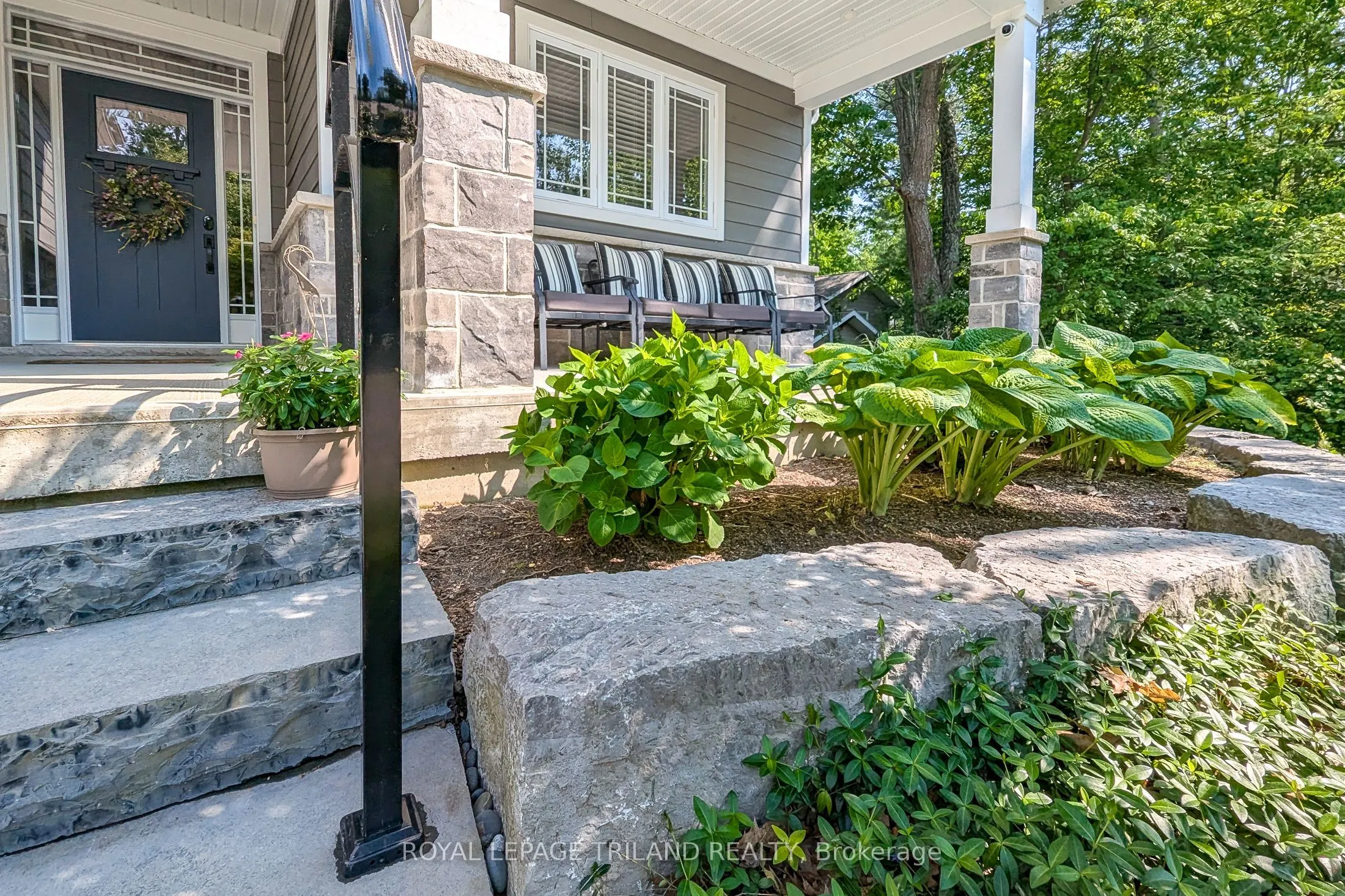 10124 SANDALWOOD Crescent