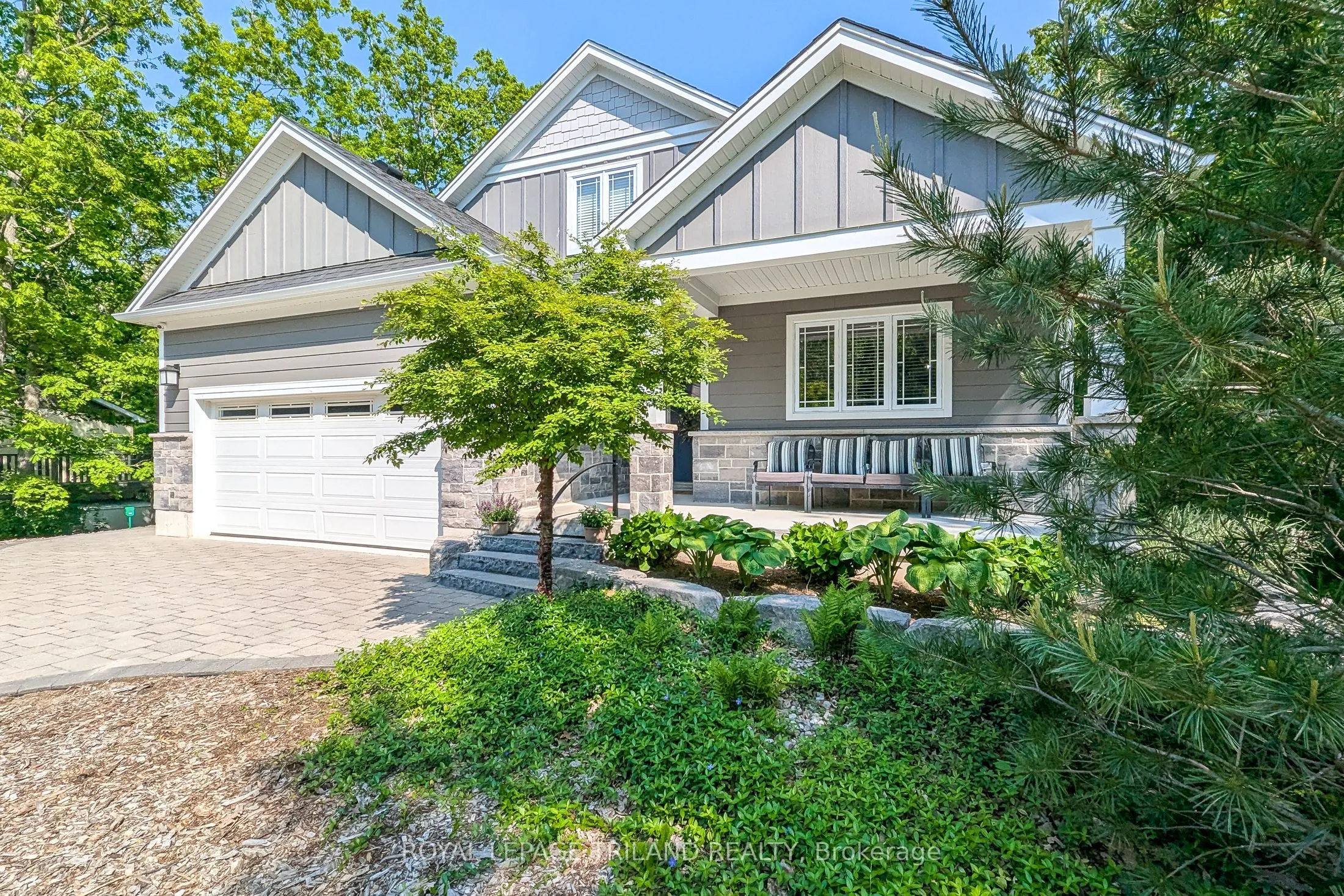 10124 SANDALWOOD Crescent