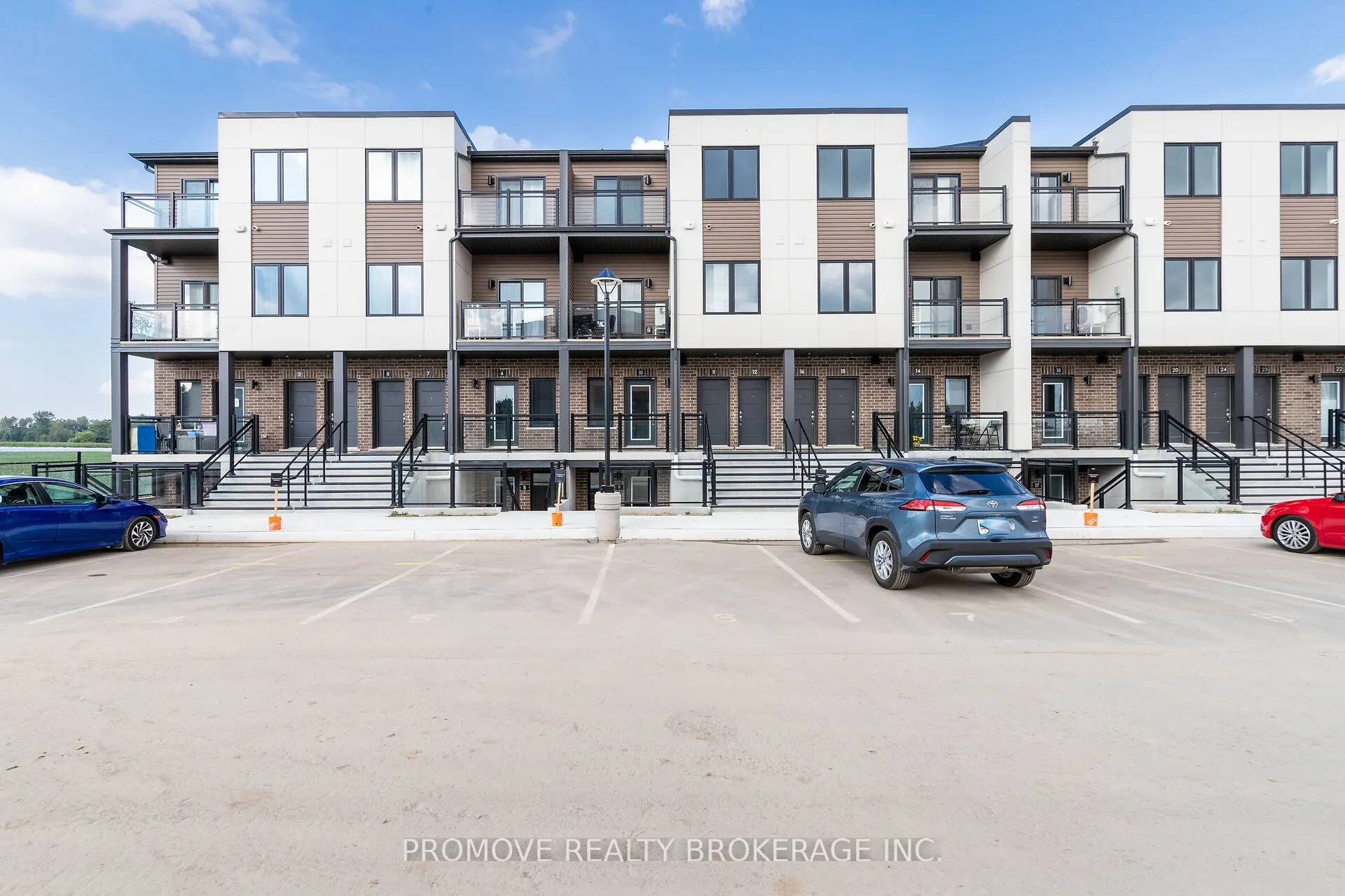 940 St. David Street N, #10