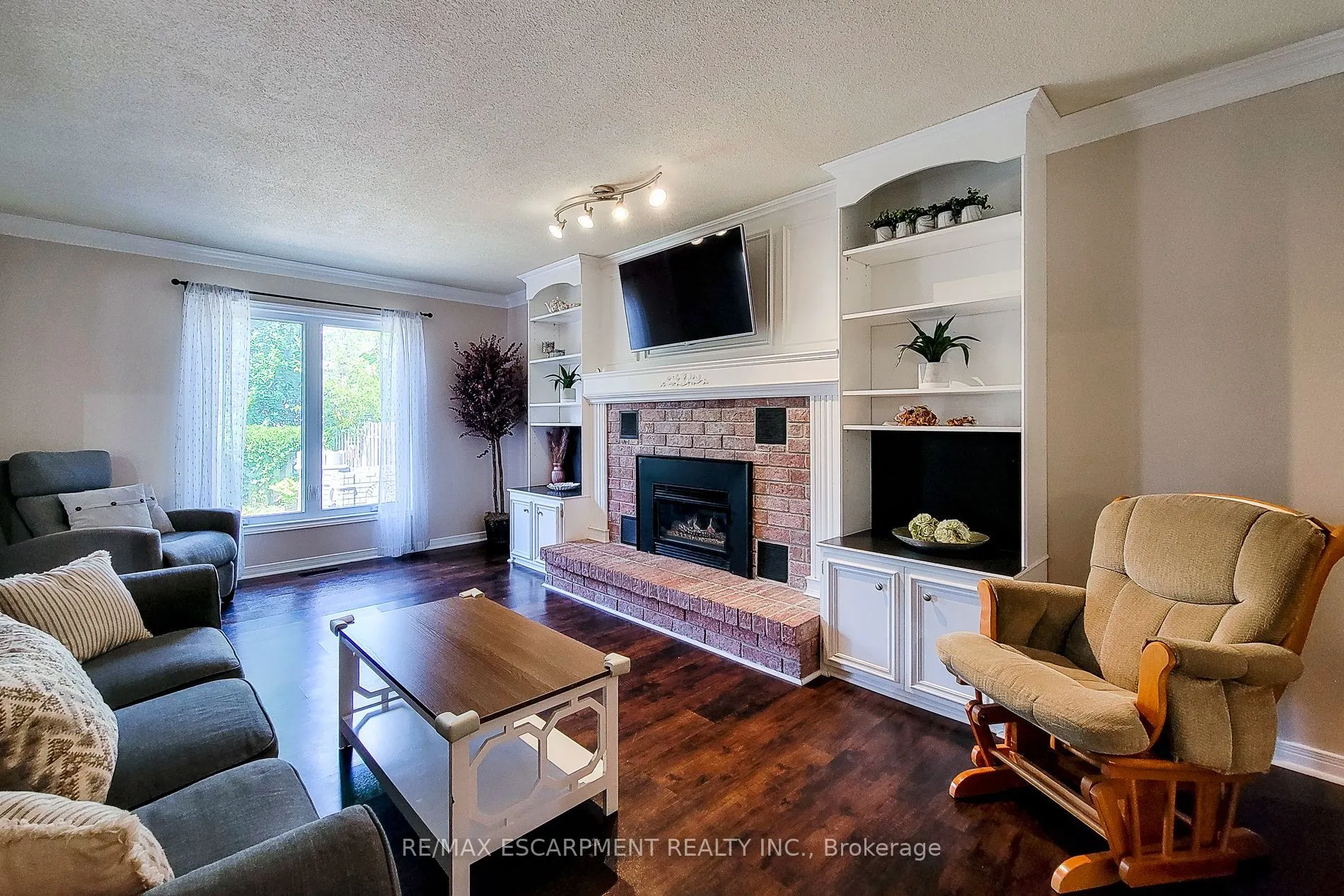 76 Baxter Crescent